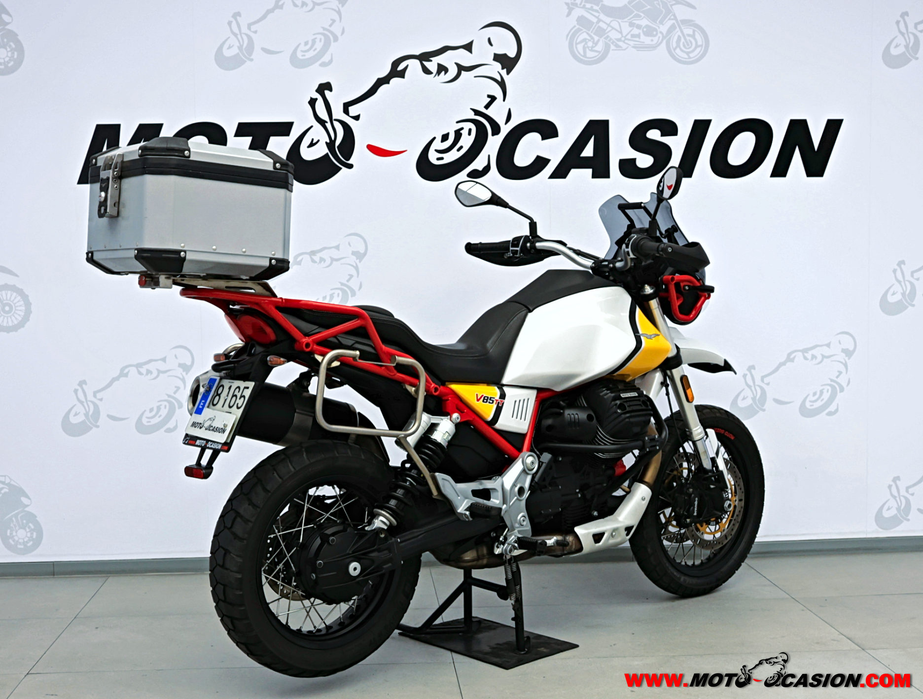 MOTO GUZZI V 85 TT ¿A2? (copia)