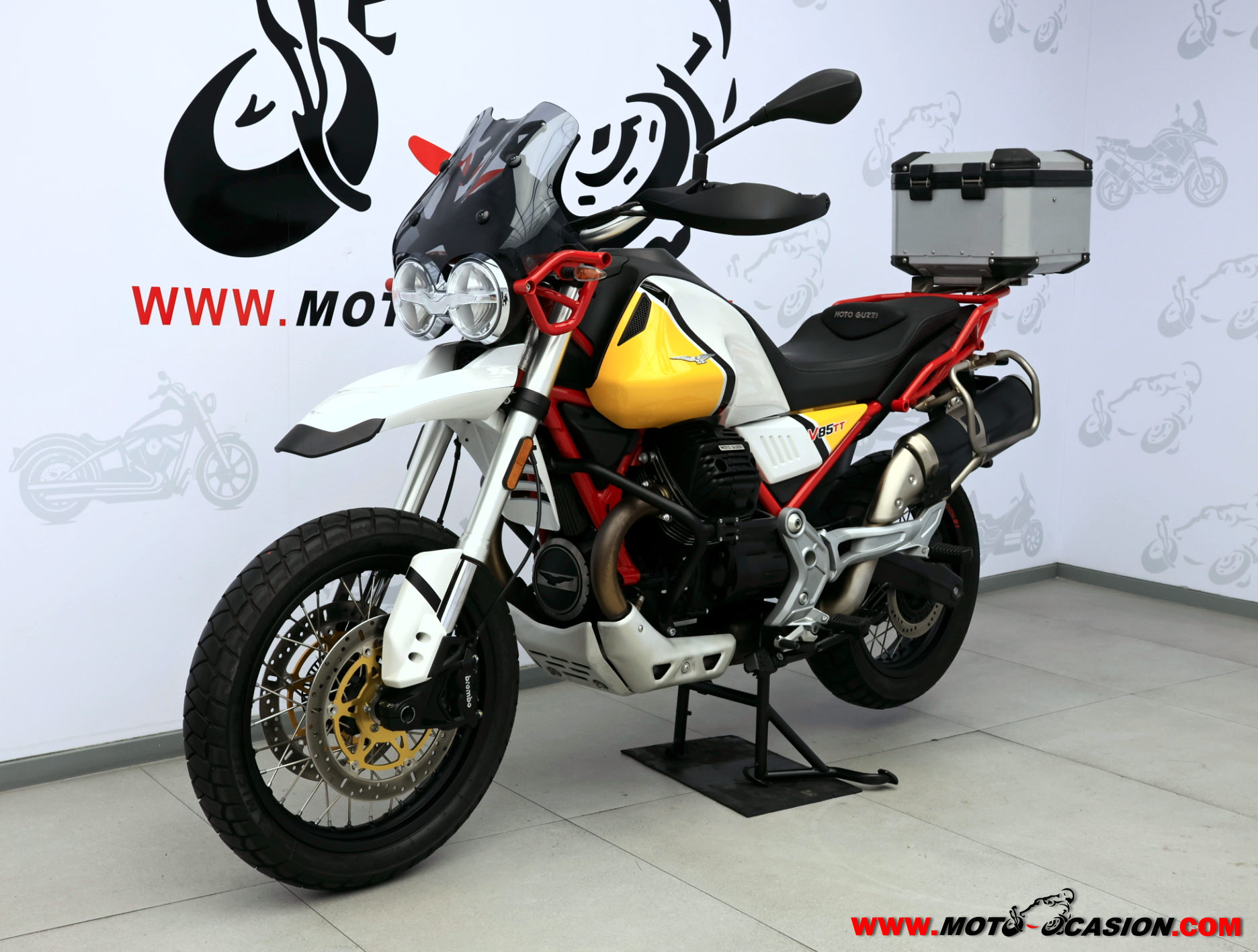 MOTO GUZZI V 85 TT ¿A2? (copia)
