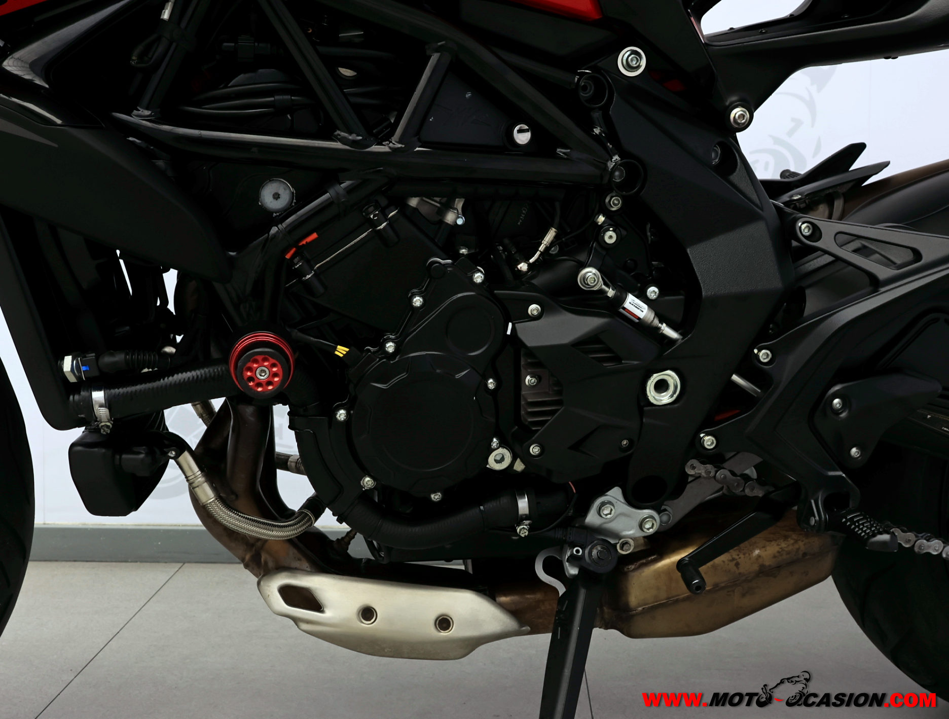 MV AGUSTA BRUTALE 800