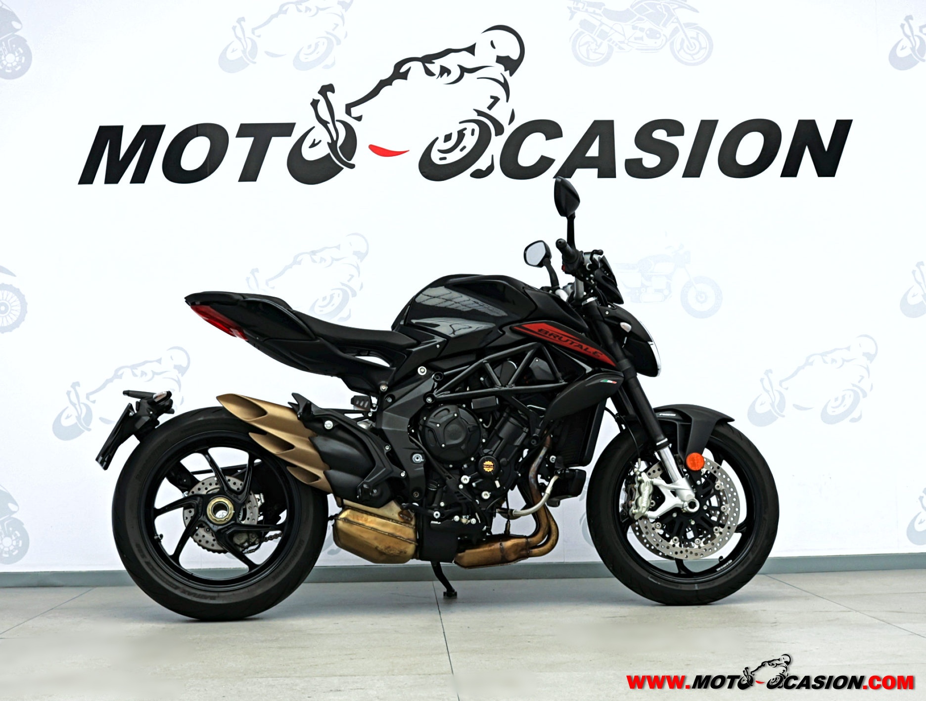 MV AGUSTA BRUTALE 800 R