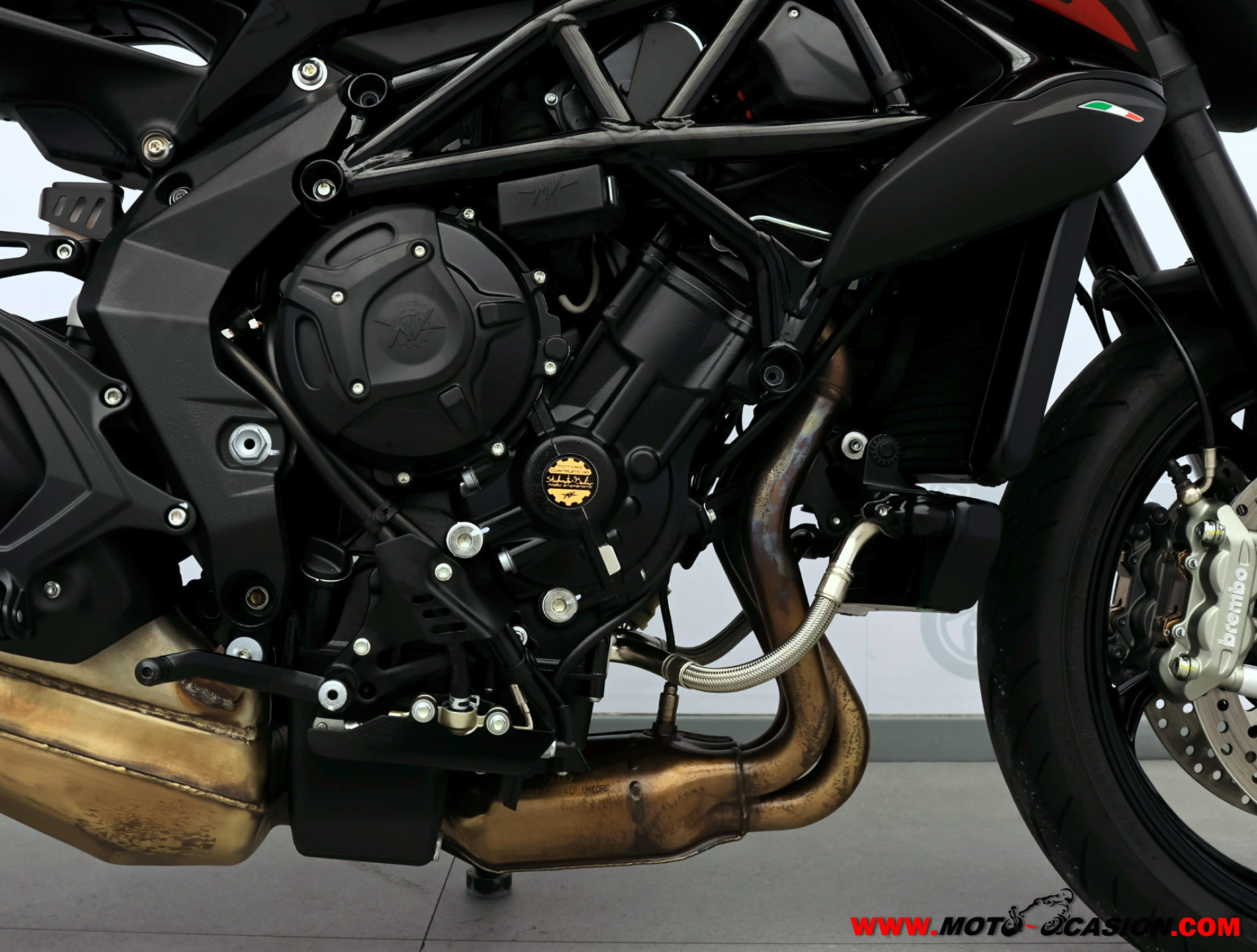 MV AGUSTA BRUTALE 800 R