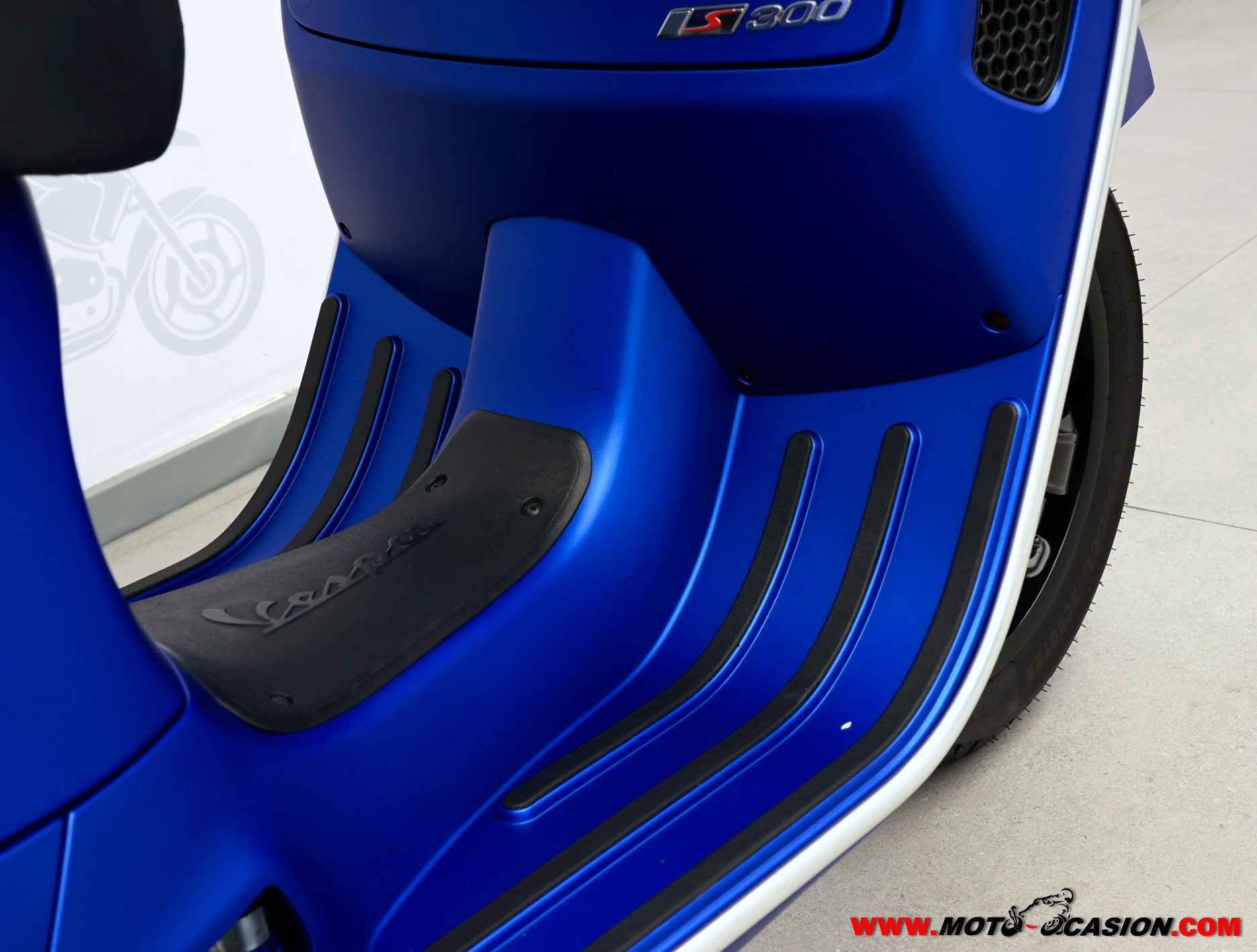 PIAGGIO VESPA GTS 300 S -APTA A2-