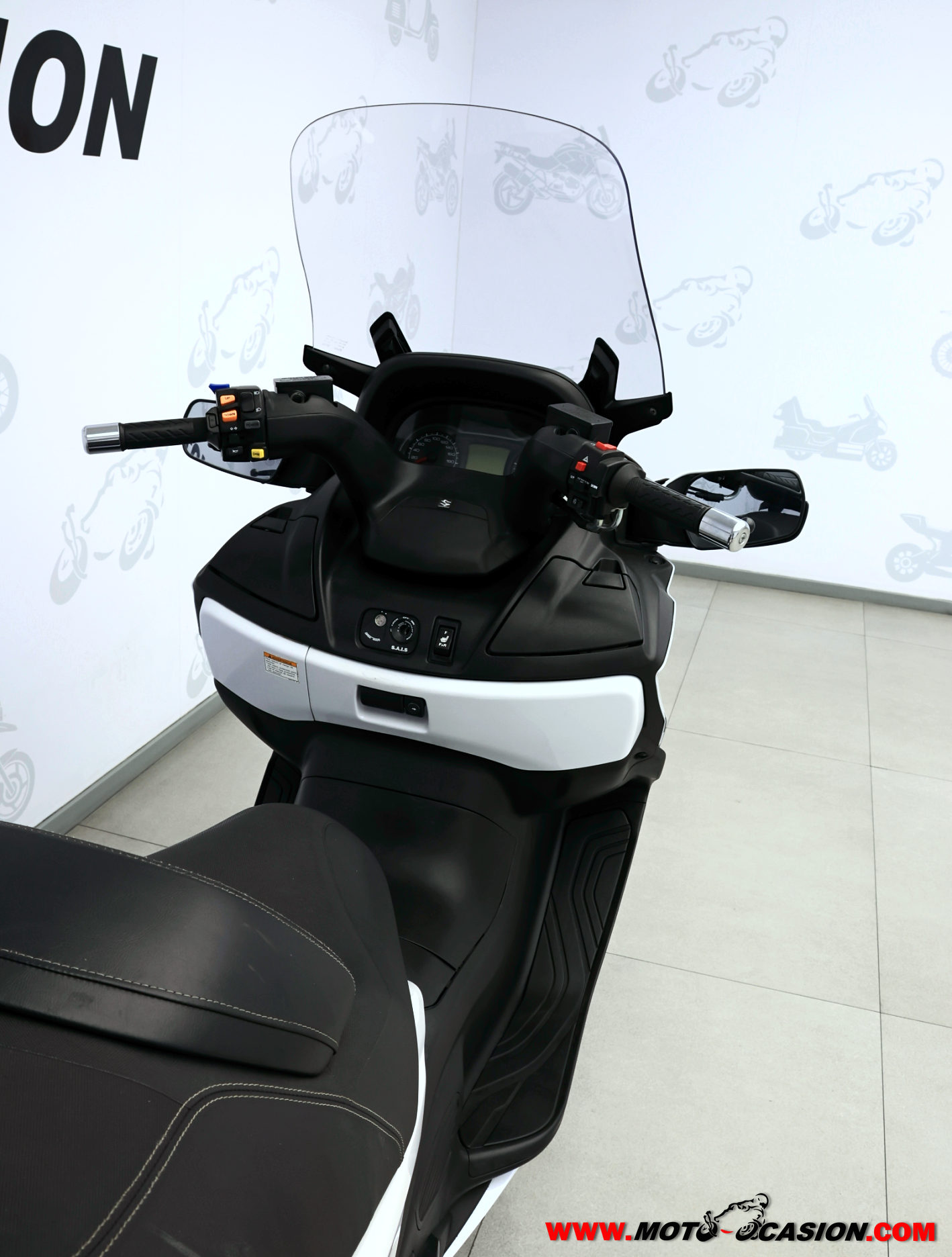SUZUKI BURGMAN 650 EXECUTIVE ¿A2?