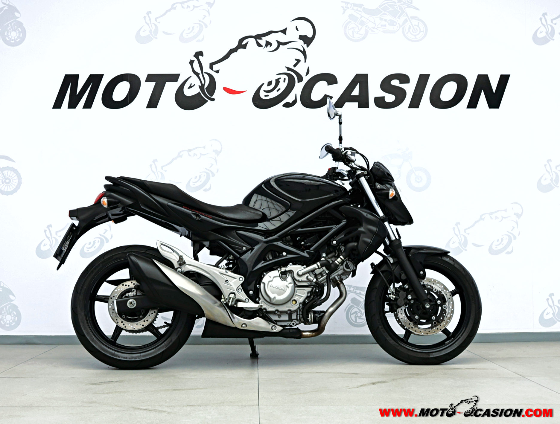 SUZUKI GLADIUS 650 -A2-