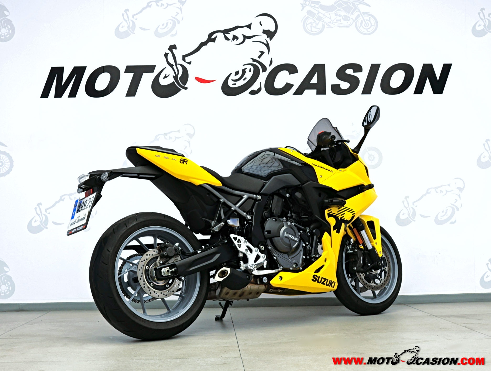 SUZUKI GSX-8 TT -A2- GARANTÍA OFICIAL