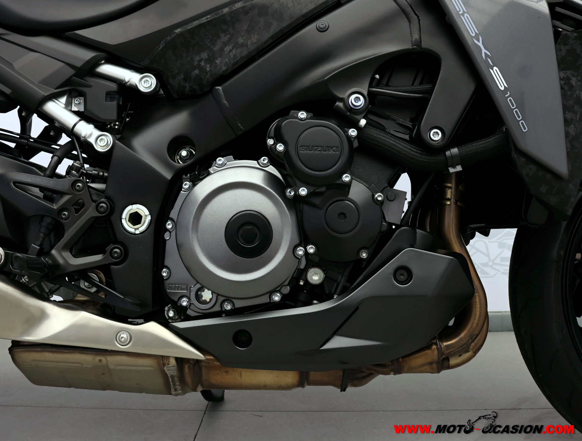 SUZUKI GSX-S 1000