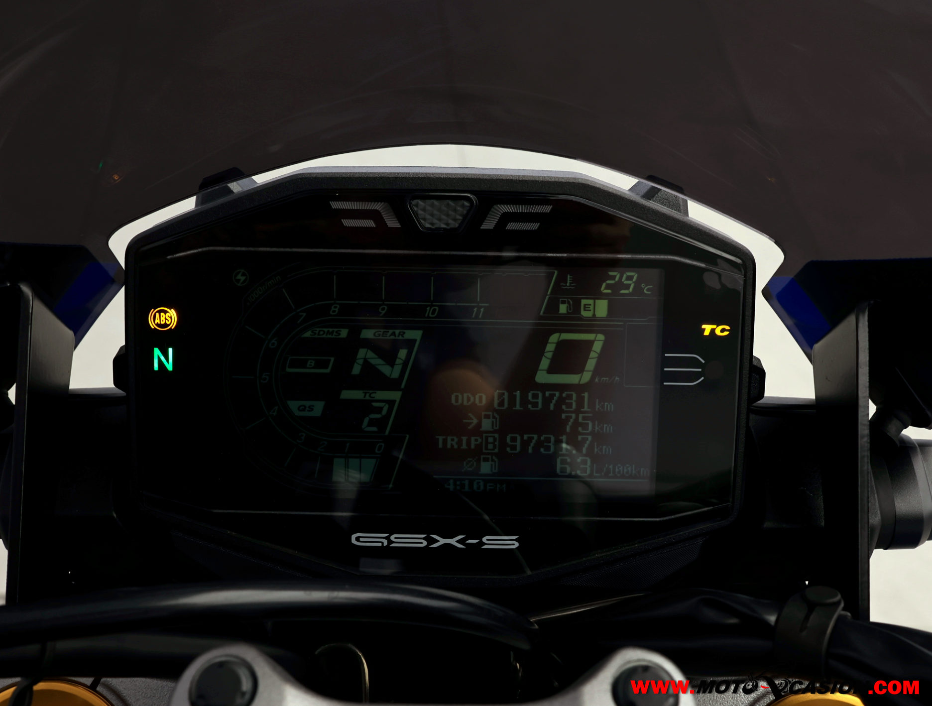 SUZUKI GSX-S 1000 (copia)