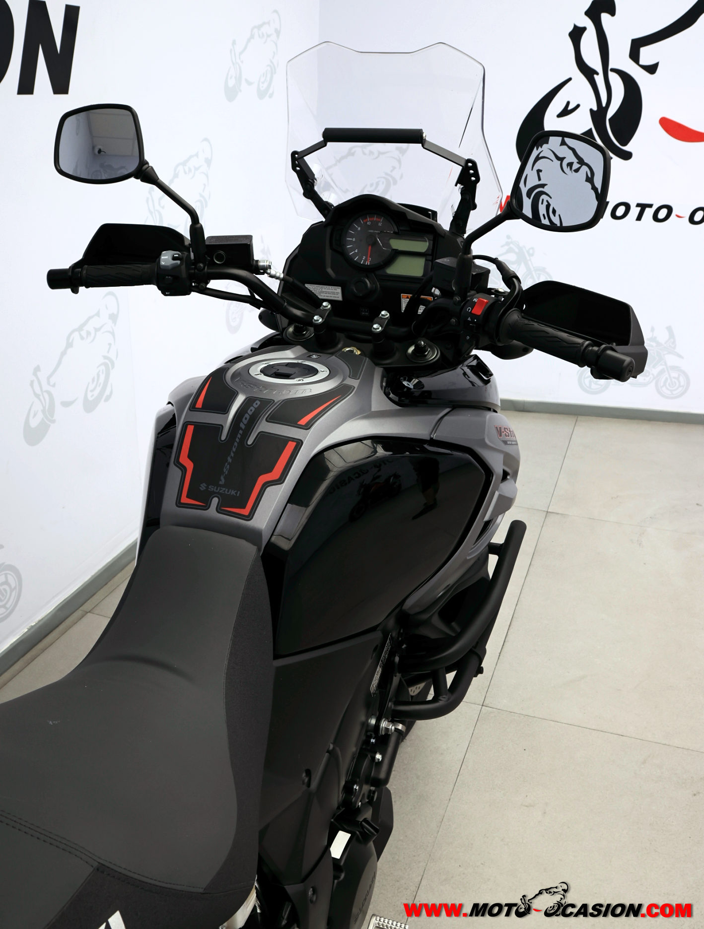 SUZUKI V-STROM 1000