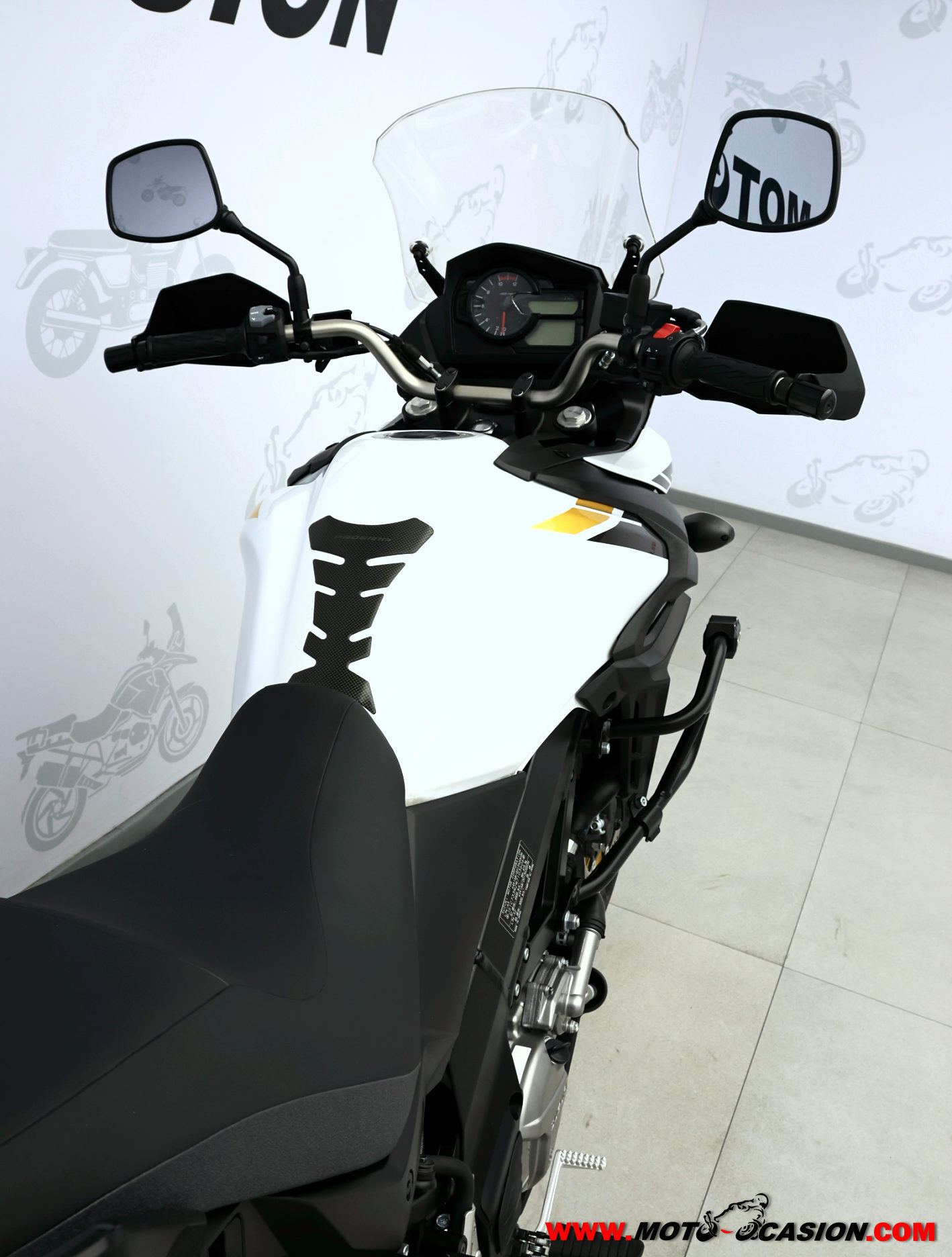 SUZUKI V-STROM 650 XT ¿A2?