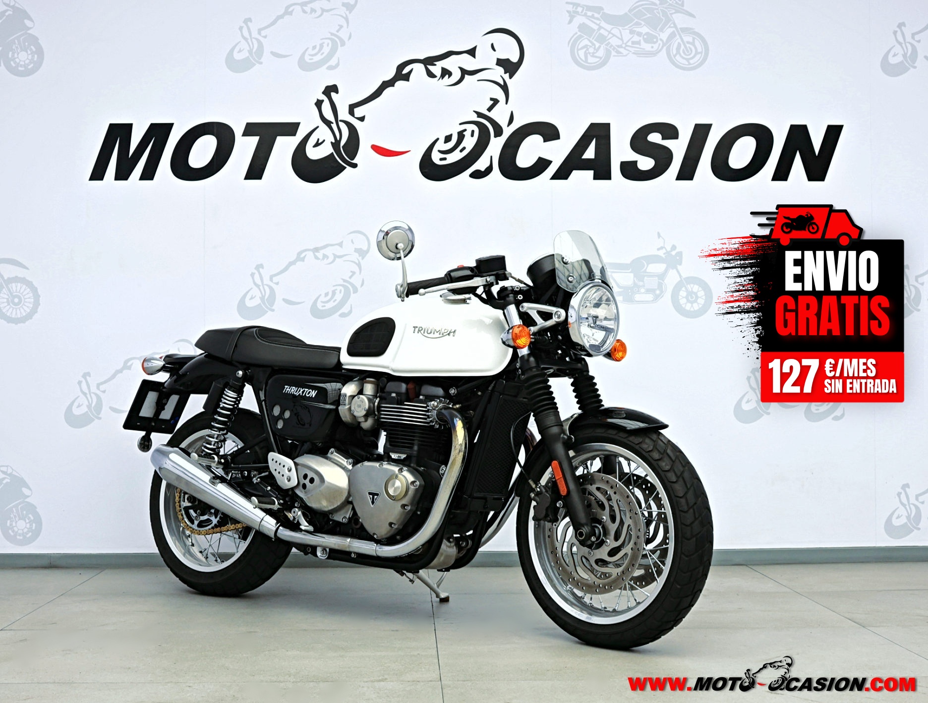 TRIUMPH BONNEVILLE BOBBER (copia)