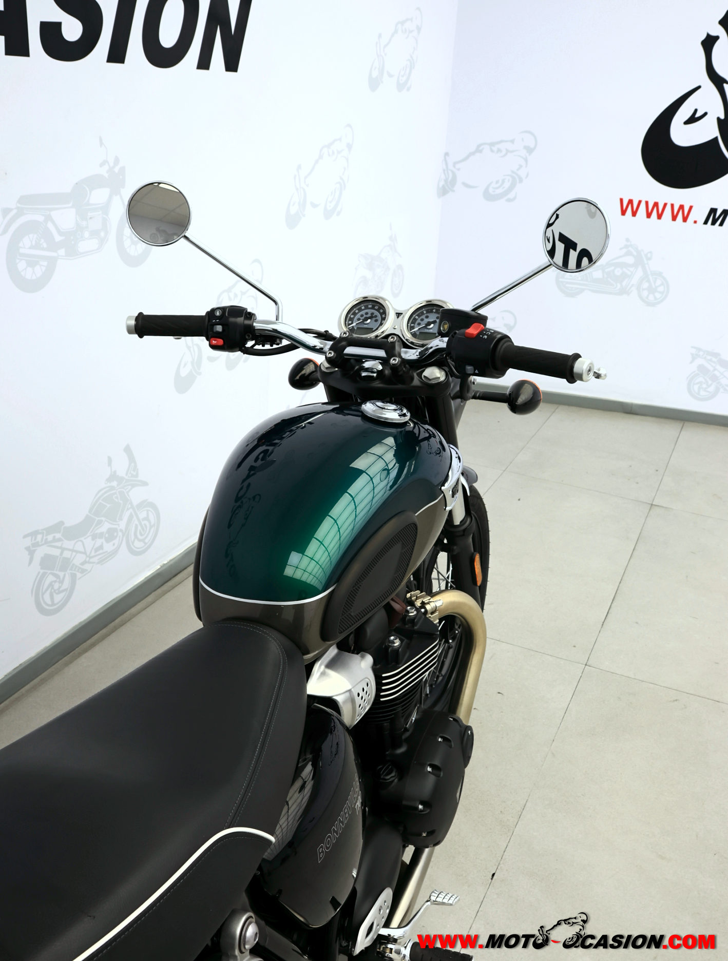 TRIUMPH BONNEVILLE T100 ¿A2? GARANTÍA OFICIAL
