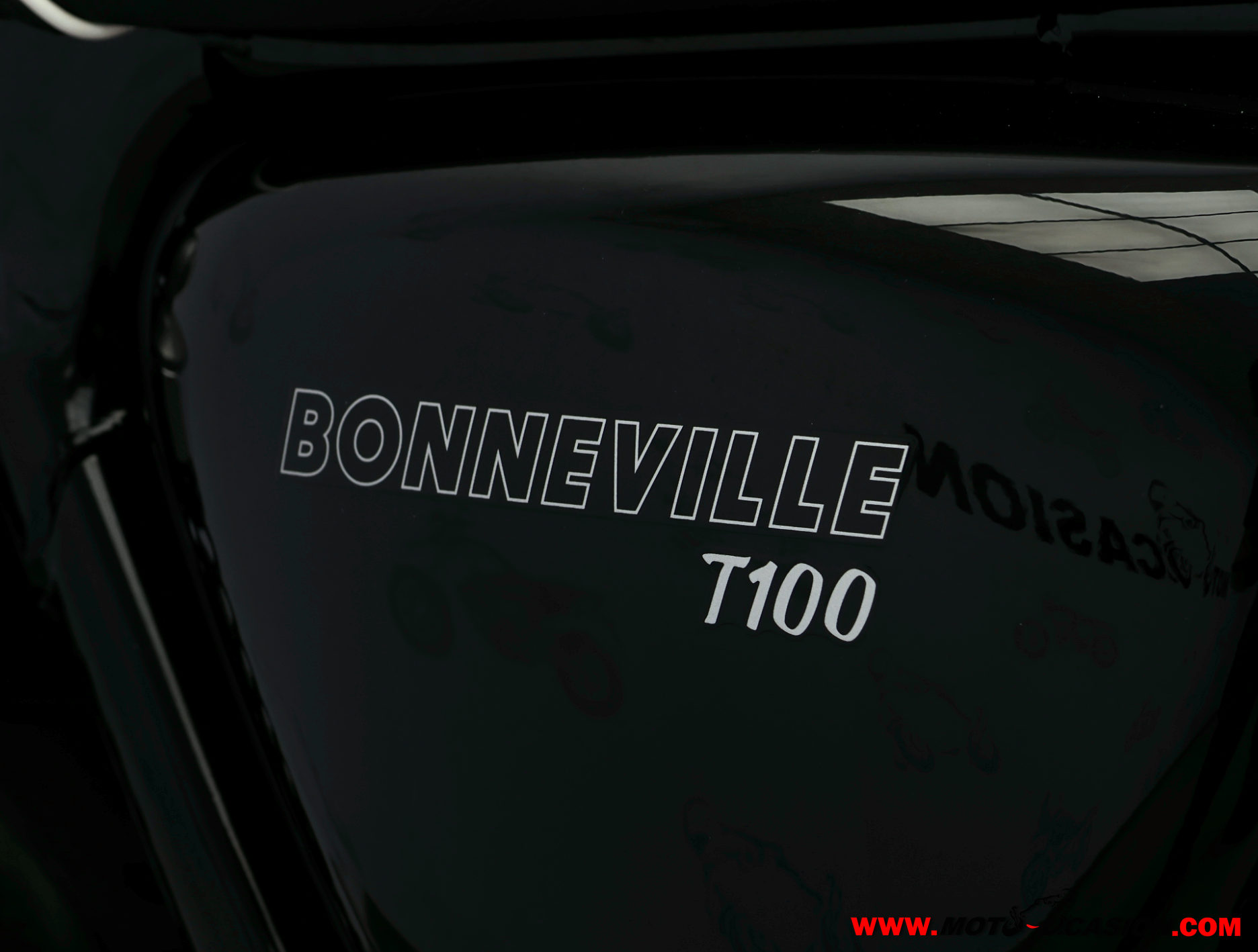 TRIUMPH BONNEVILLE T100 ¿A2? GARANTÍA OFICIAL