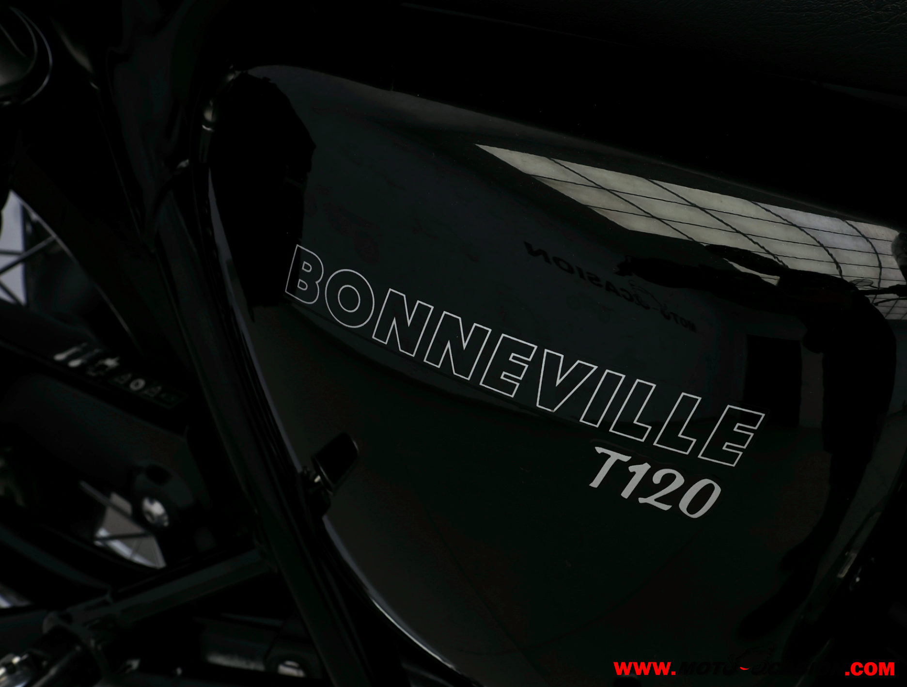 TRIUMPH BONNEVILLE T120 -A2-