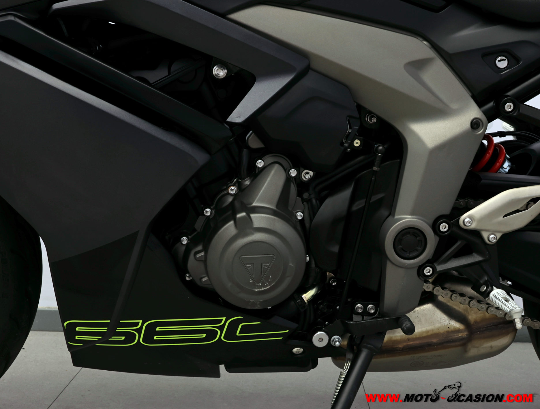 TRIUMPH DAYTONA 660 -A2- GARANTÍA OFICIAL