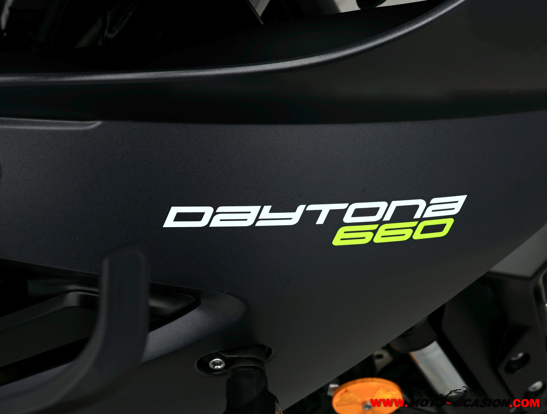 TRIUMPH DAYTONA 660 -A2- GARANTÍA OFICIAL