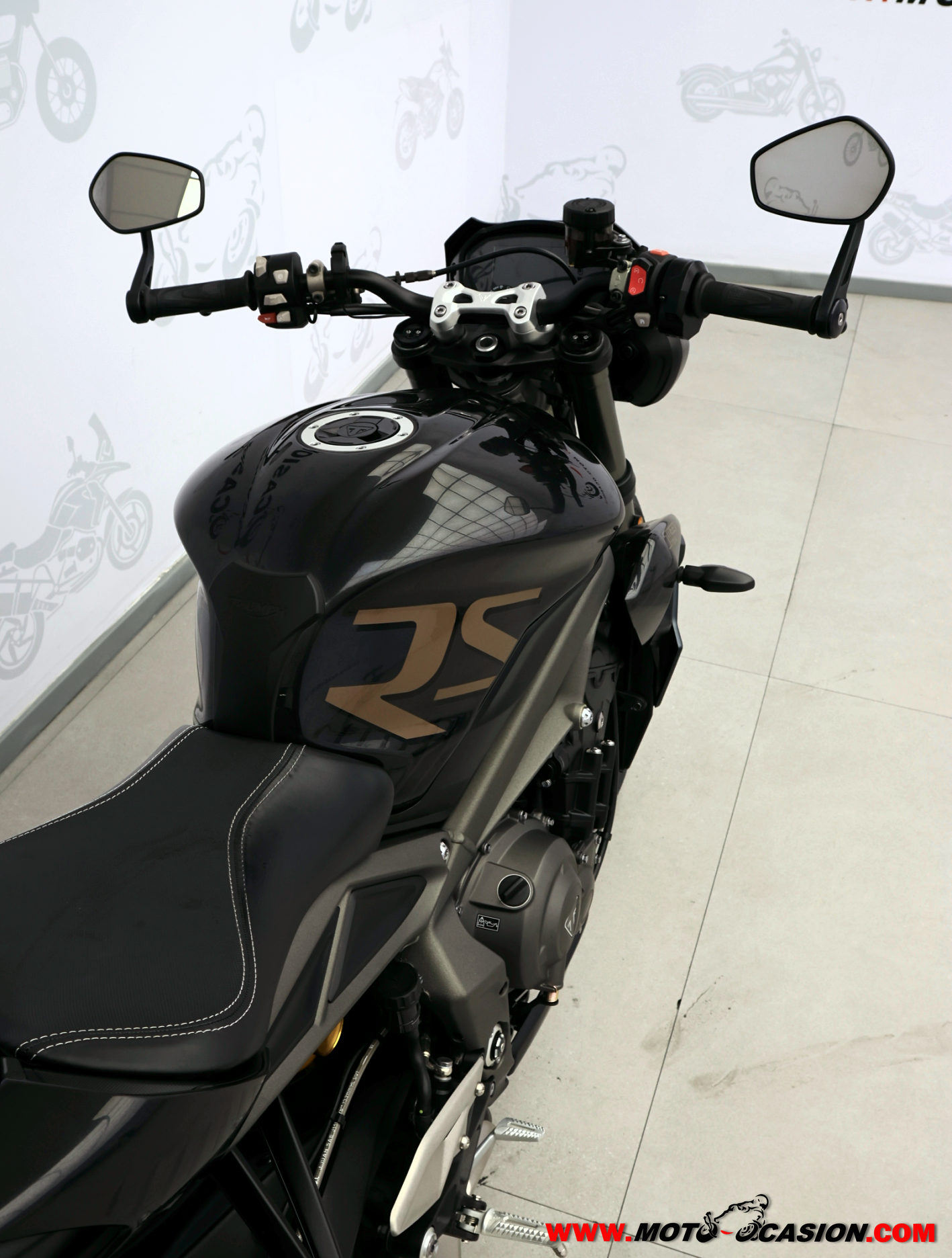 TRIUMPH STREET TRIPLE 765 RS