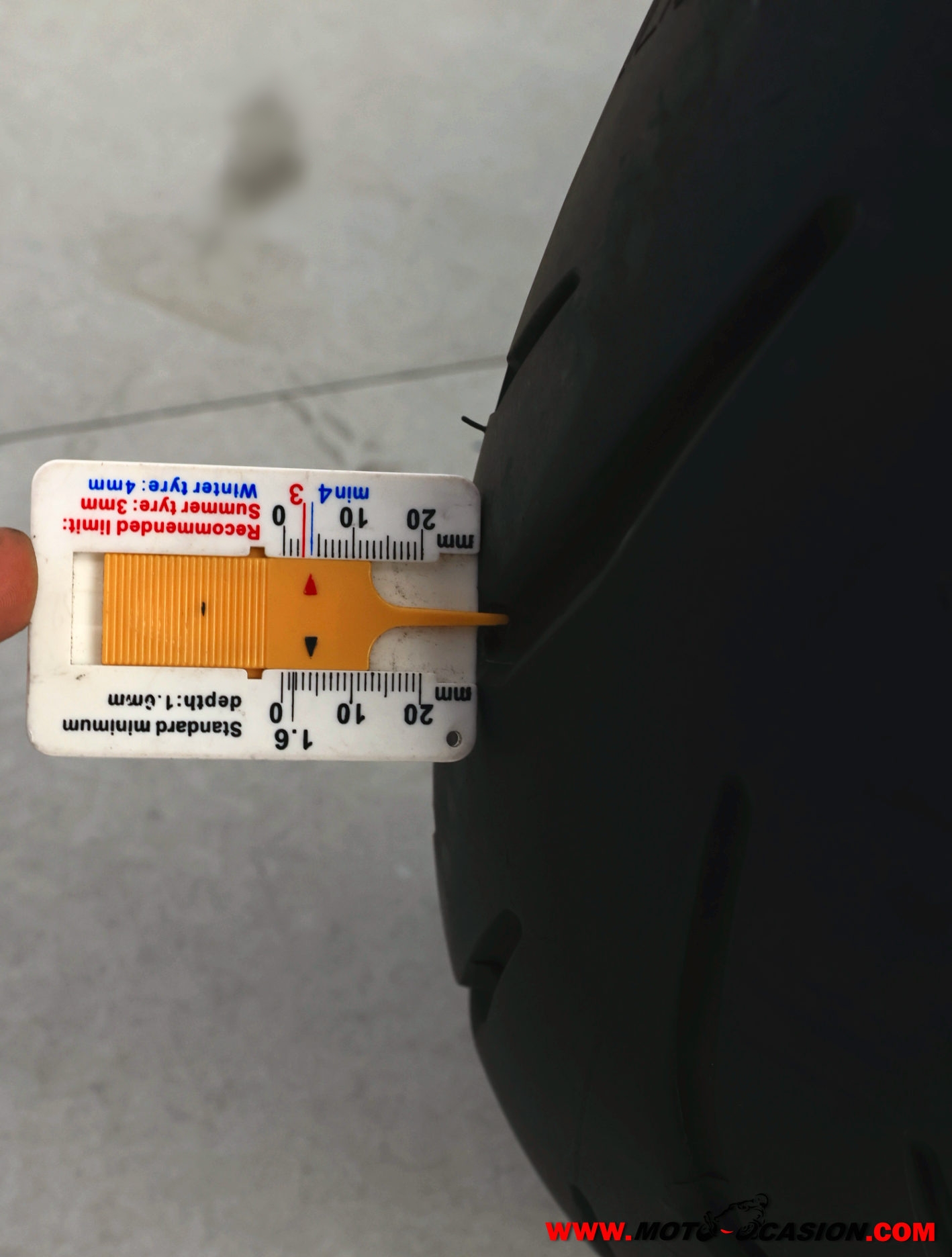 TRIUMPH STREET TRIPLE 765 RS (copia)