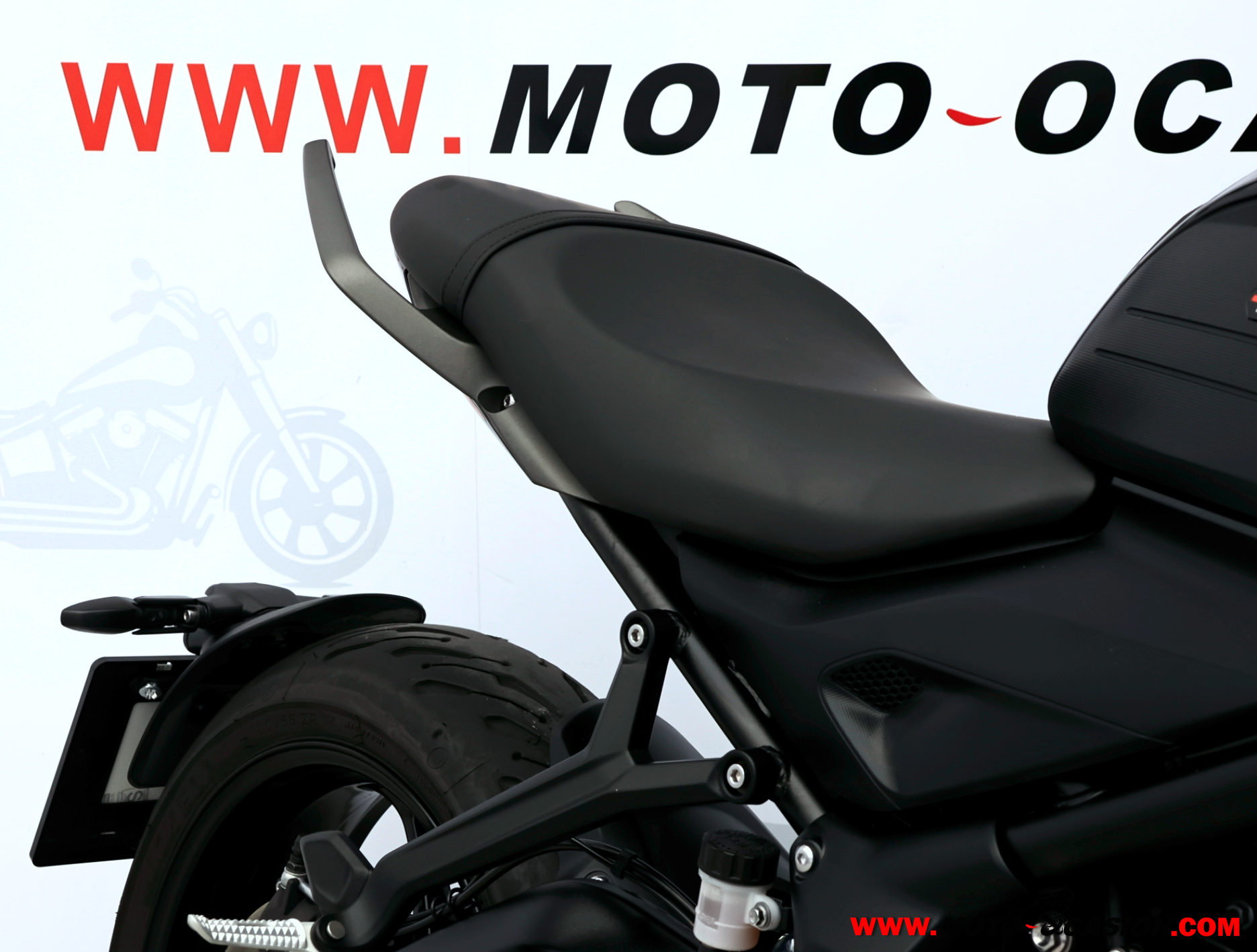 TRIUMPH TRIDENT 660 ¿A2? (copia)