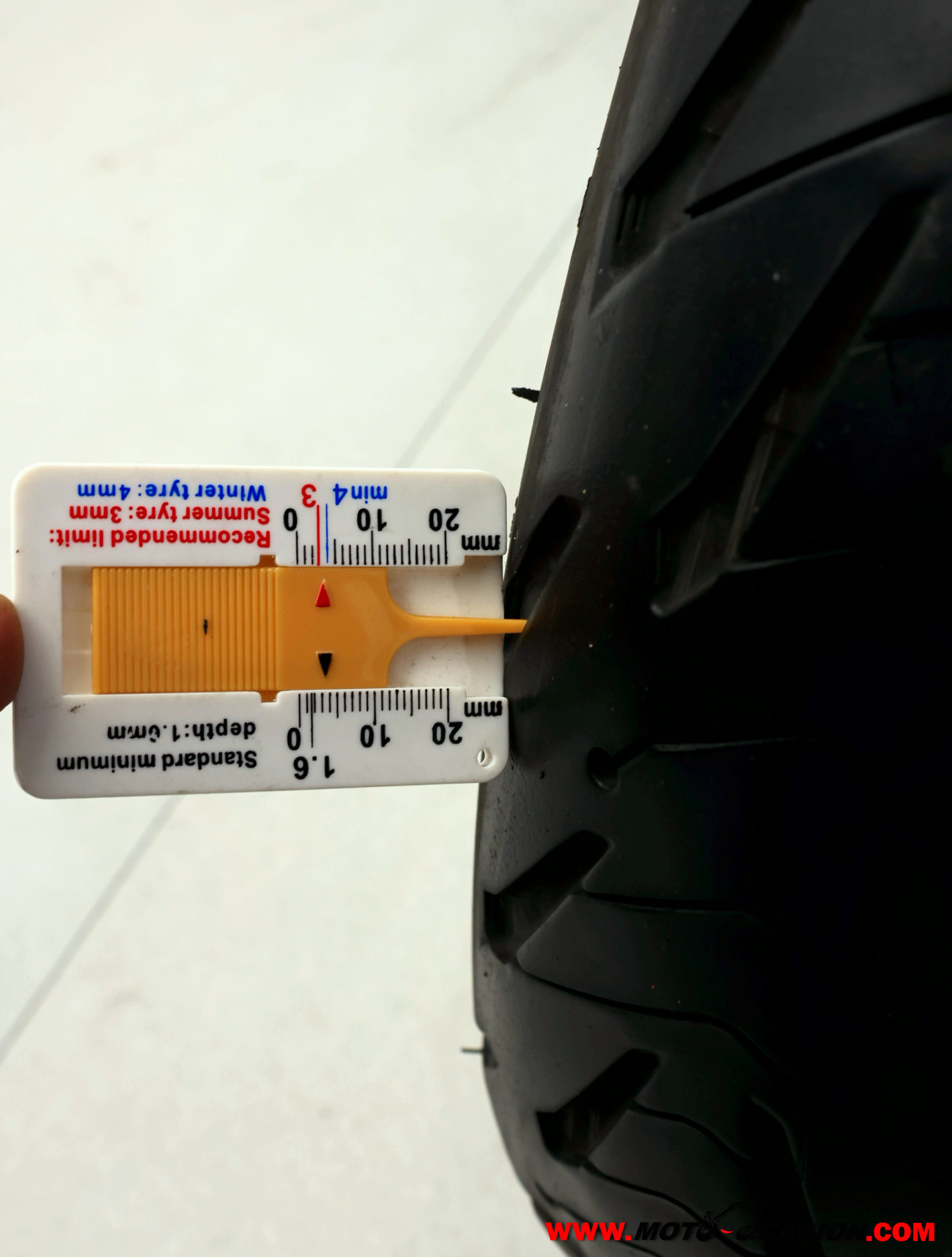 TRIUMPH TRIDENT 660 ¿A2? (copia)