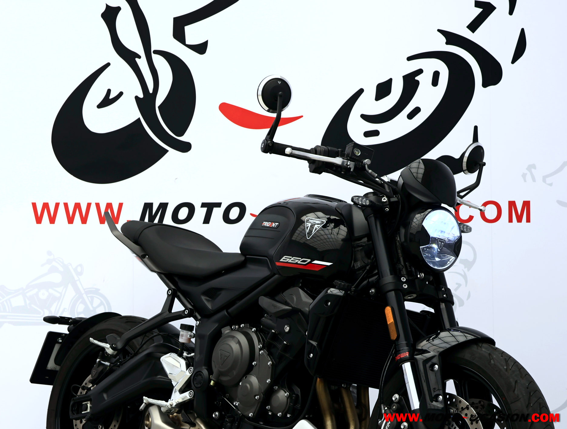 TRIUMPH TRIDENT 660 ¿A2? (copia)