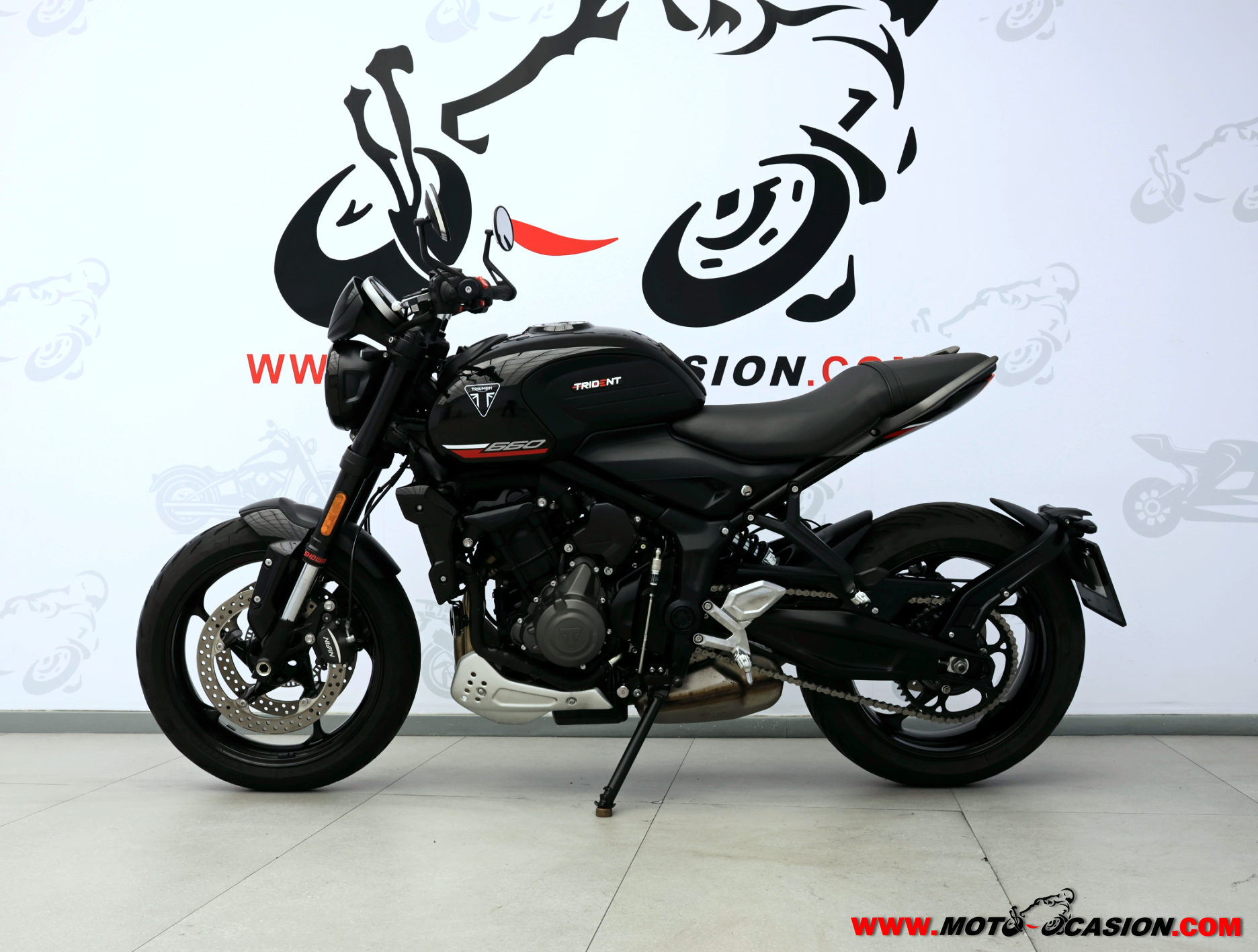 TRIUMPH TRIDENT 660 ¿A2? (copia)
