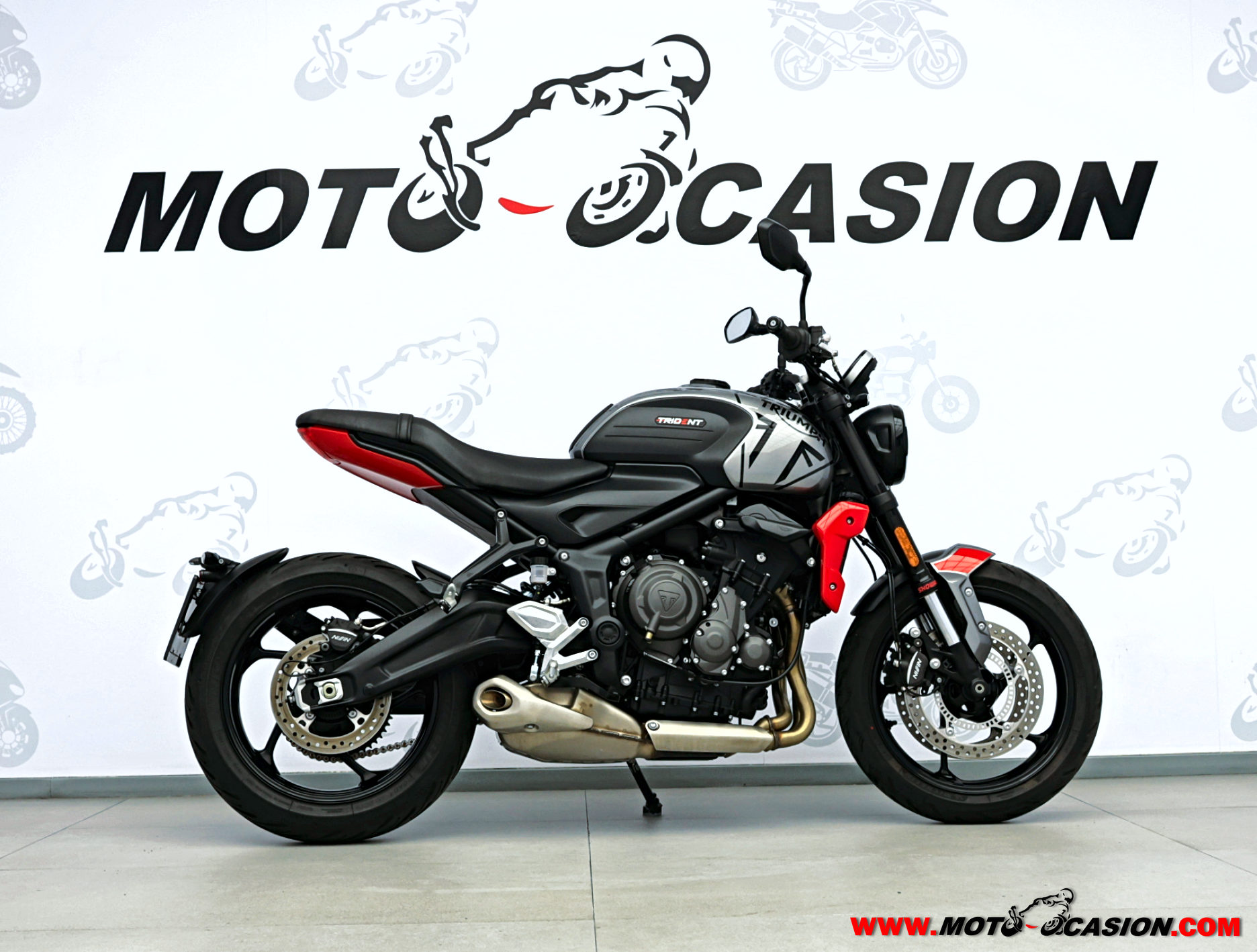 TRIUMPH TRIDENT 660 -A2- GARANTÍA OFICIAL (copia)