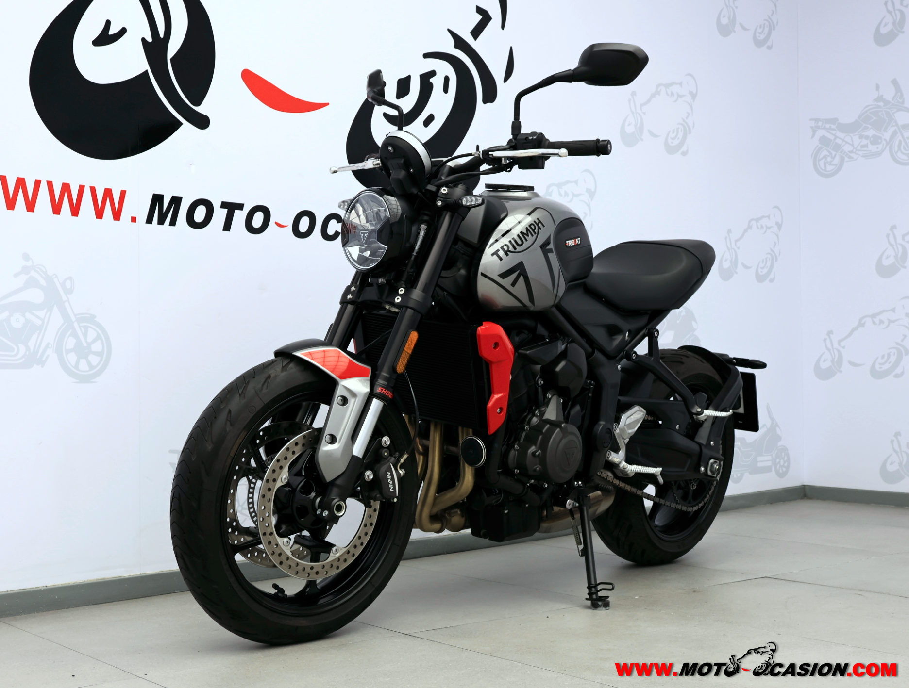 TRIUMPH TRIDENT 660 -A2- GARANTÍA OFICIAL (copia)