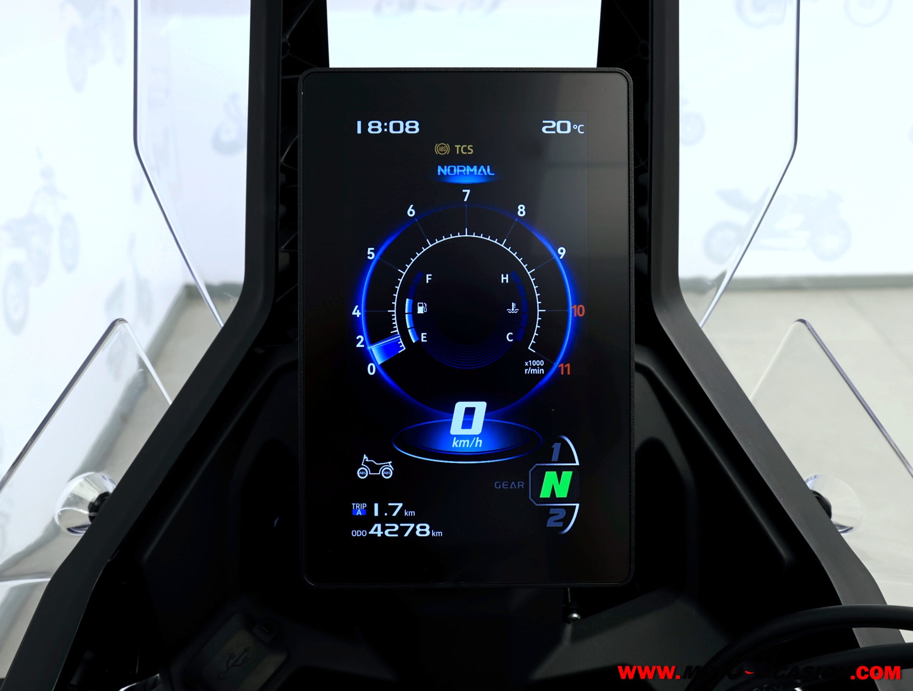 VOGE DS 800 RALLY BLACK KNIGHT ¿A2? GARANTÍA OFICIAL