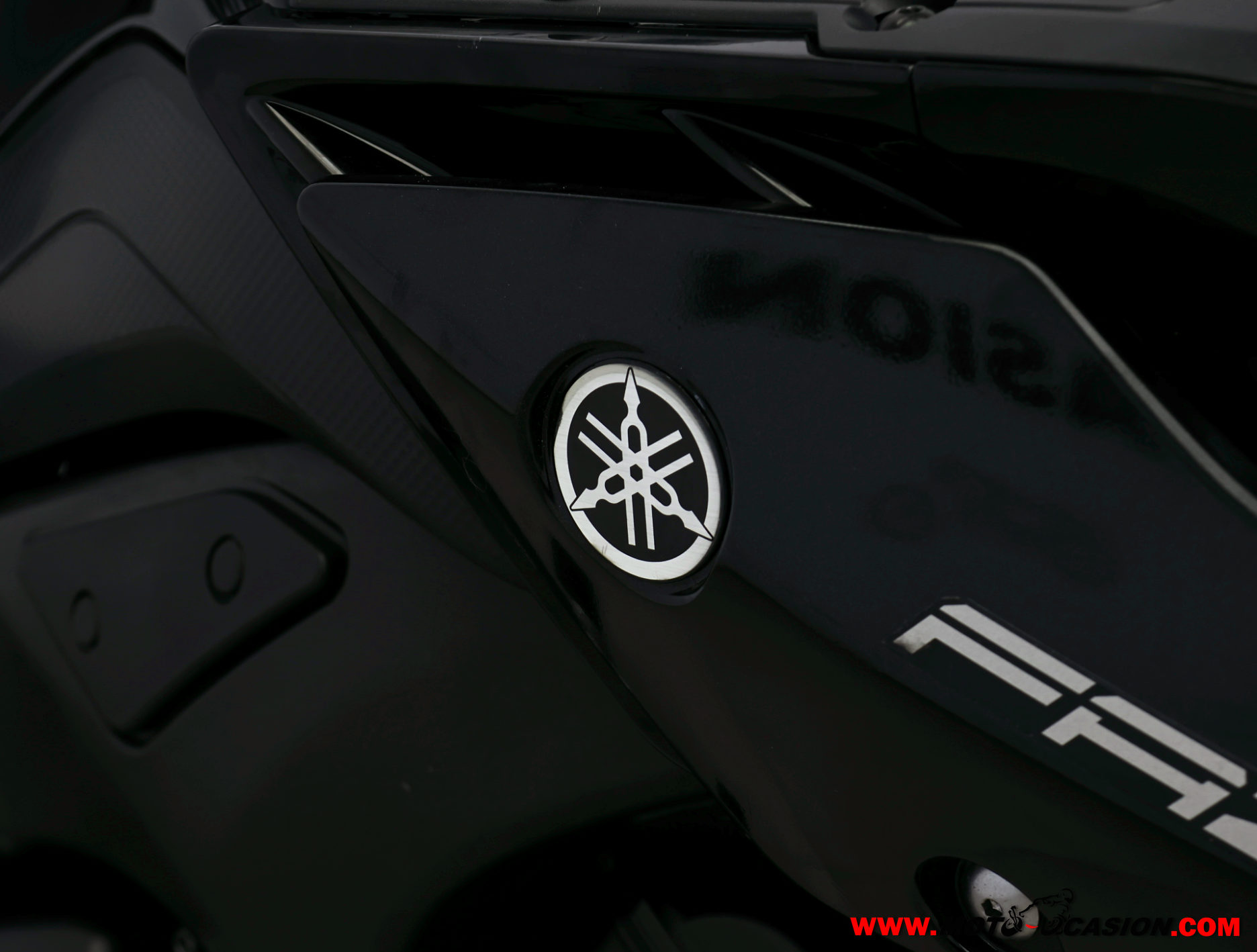YAMAHA FZ6