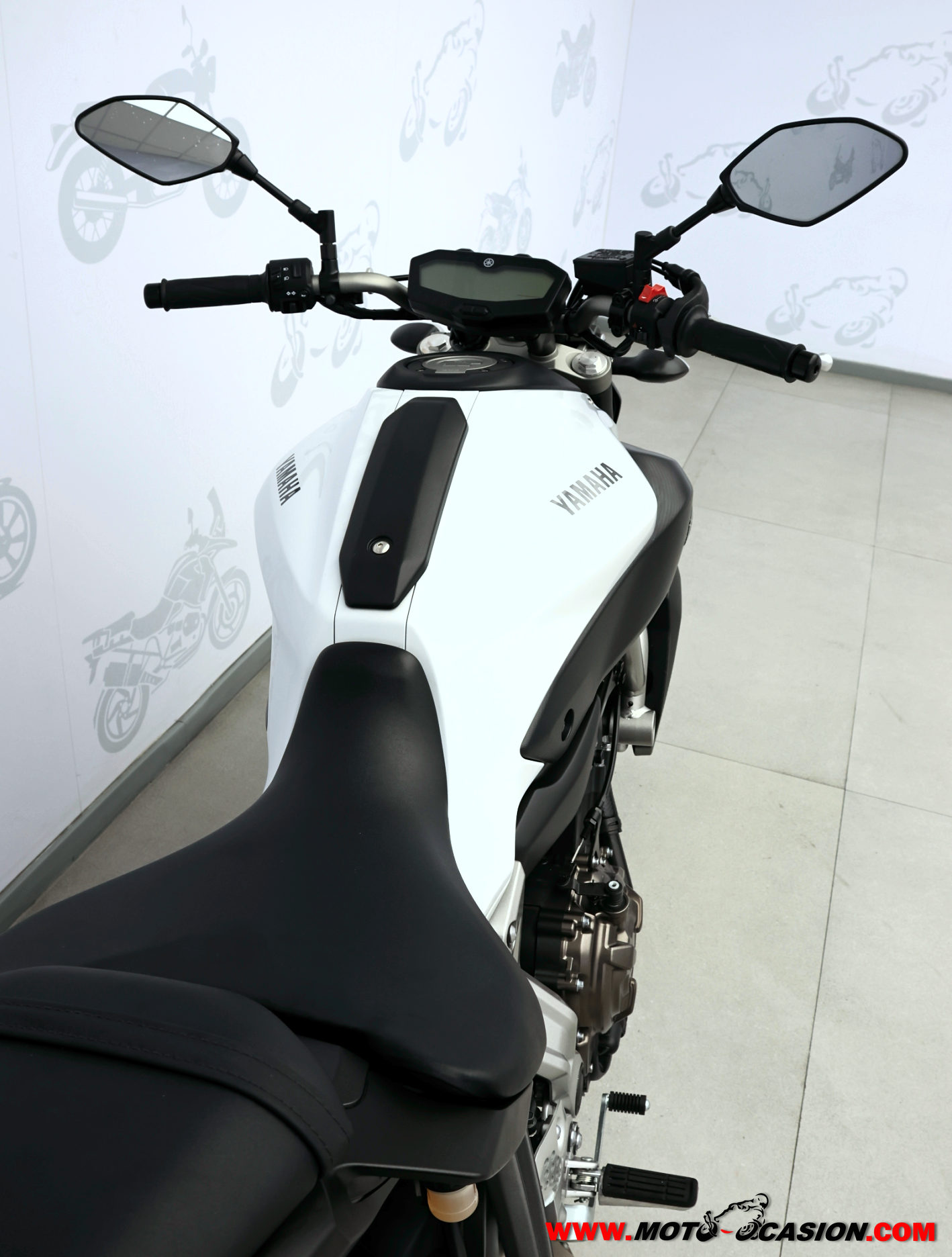 YAMAHA MT-07 ¿A2?