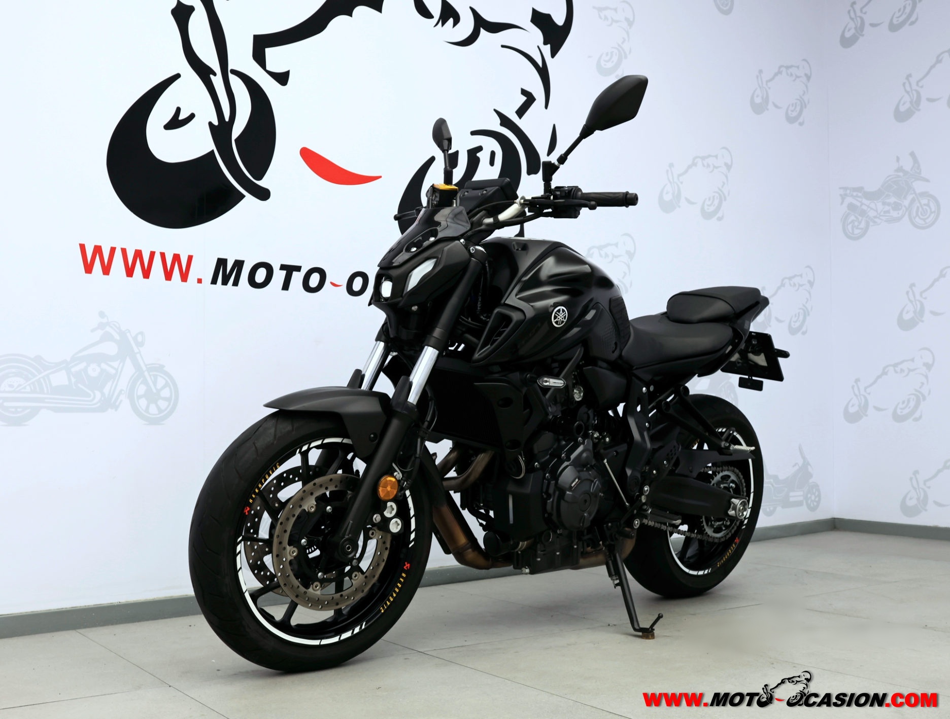 YAMAHA MT-07 ¿A2?