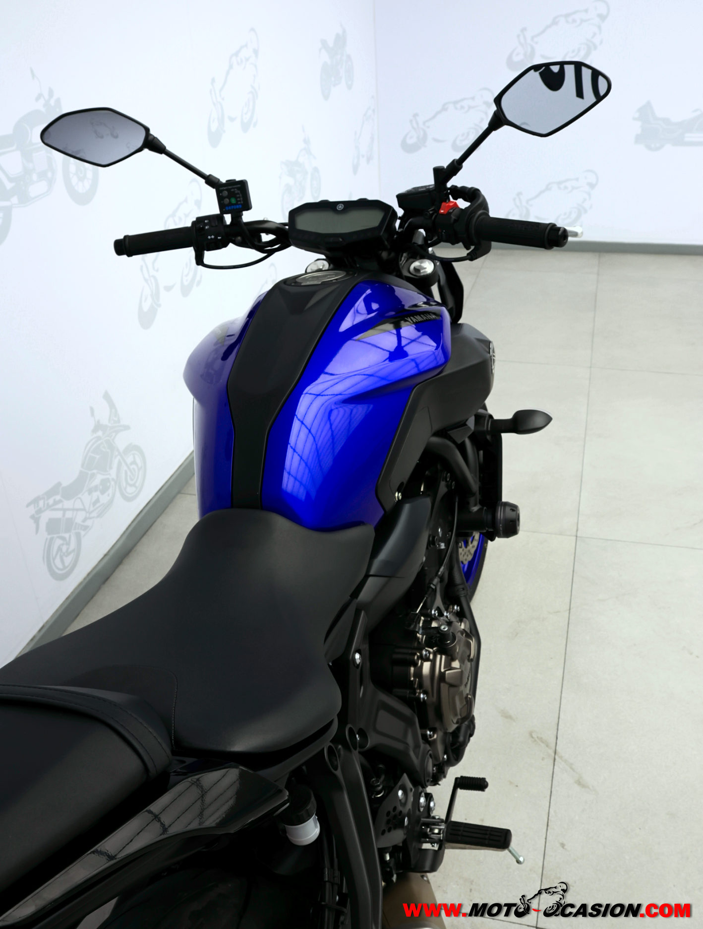 YAMAHA MT-07 ¿A2?