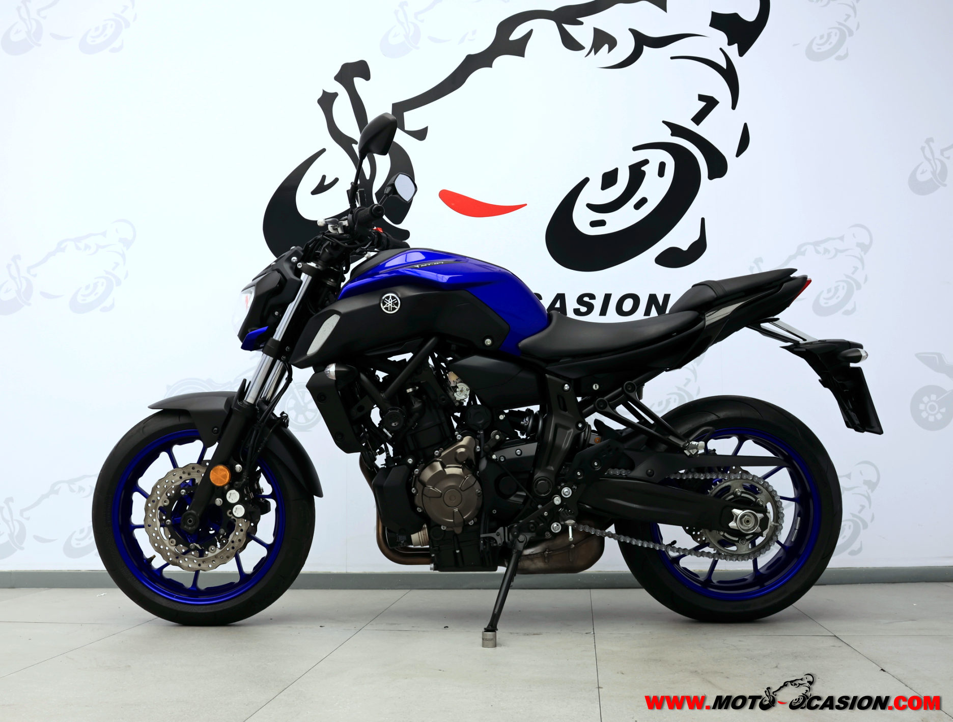 YAMAHA MT-07 ¿A2?