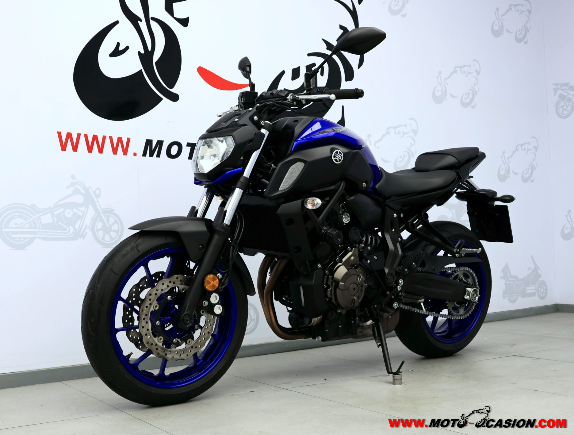 YAMAHA MT-07 ¿A2?