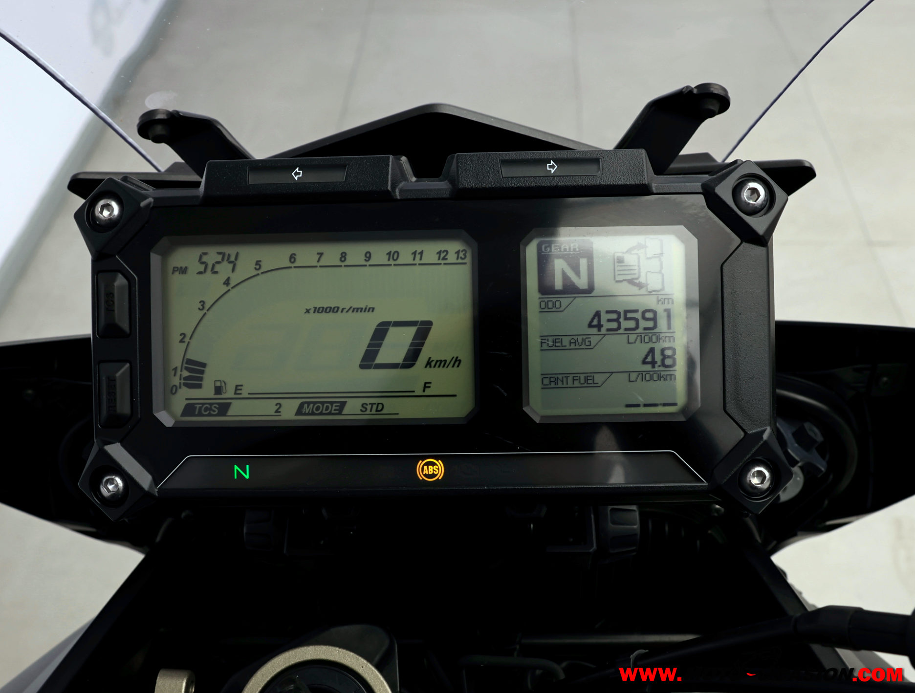 YAMAHA MT-09 TRACER (copia)