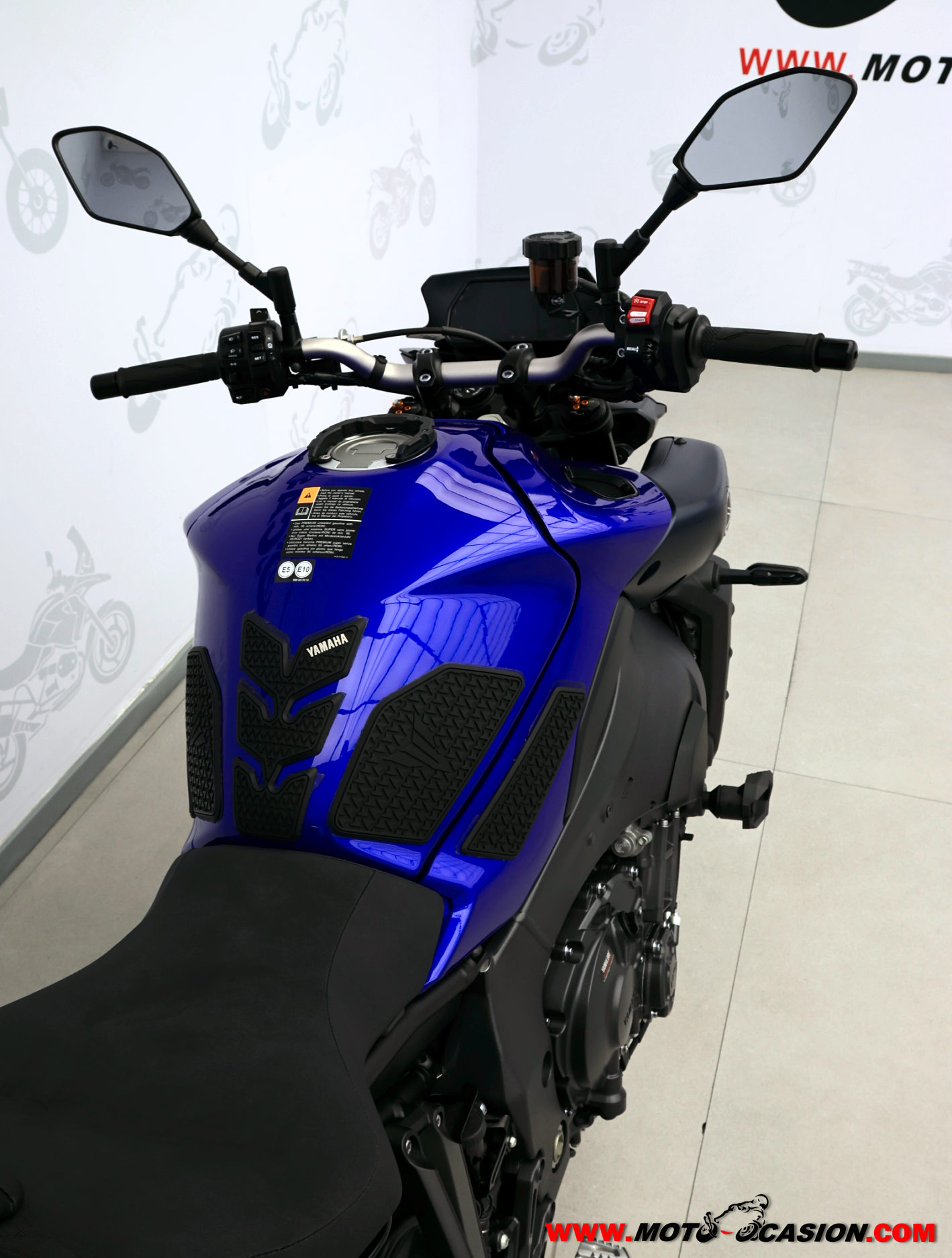 YAMAHA MT-10