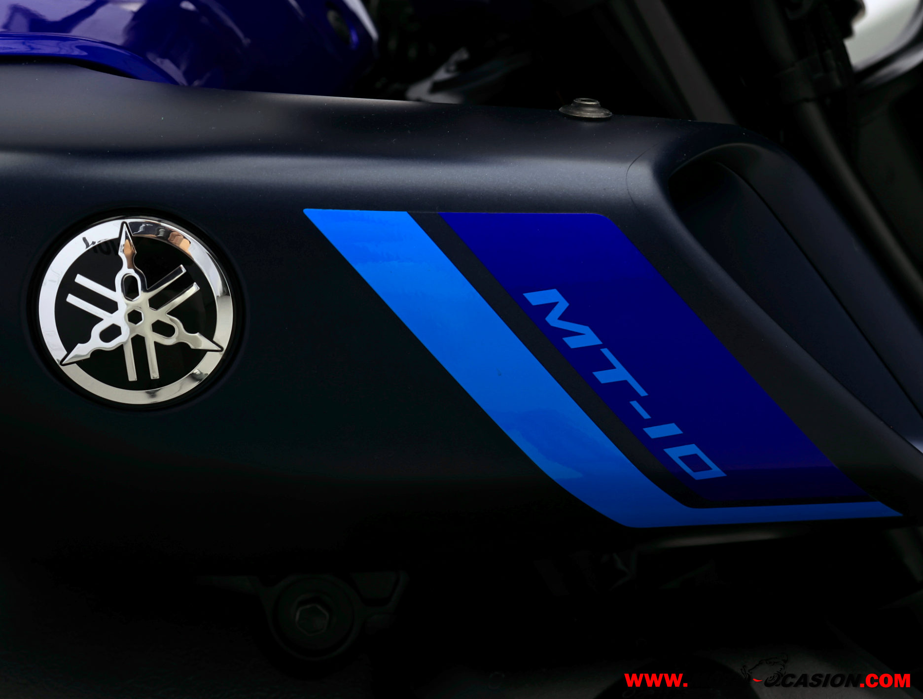 YAMAHA MT-10