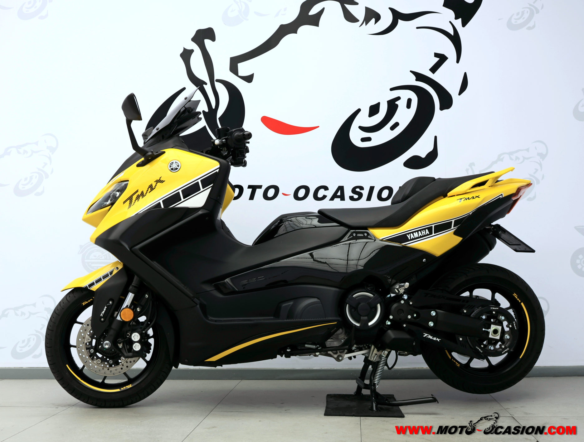 YAMAHA T-MAX 560 -APTA A2-