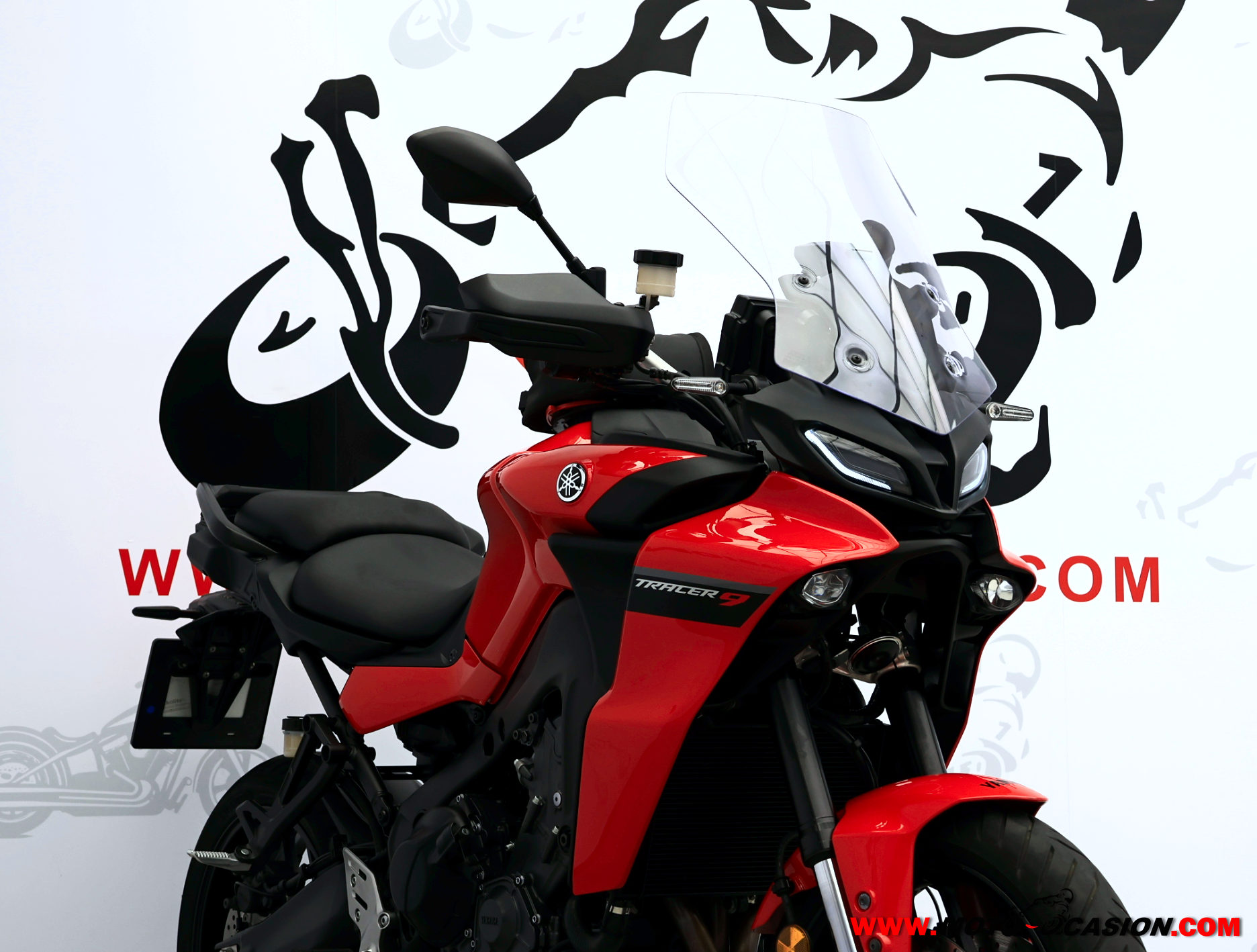 YAMAHA TRACER 9