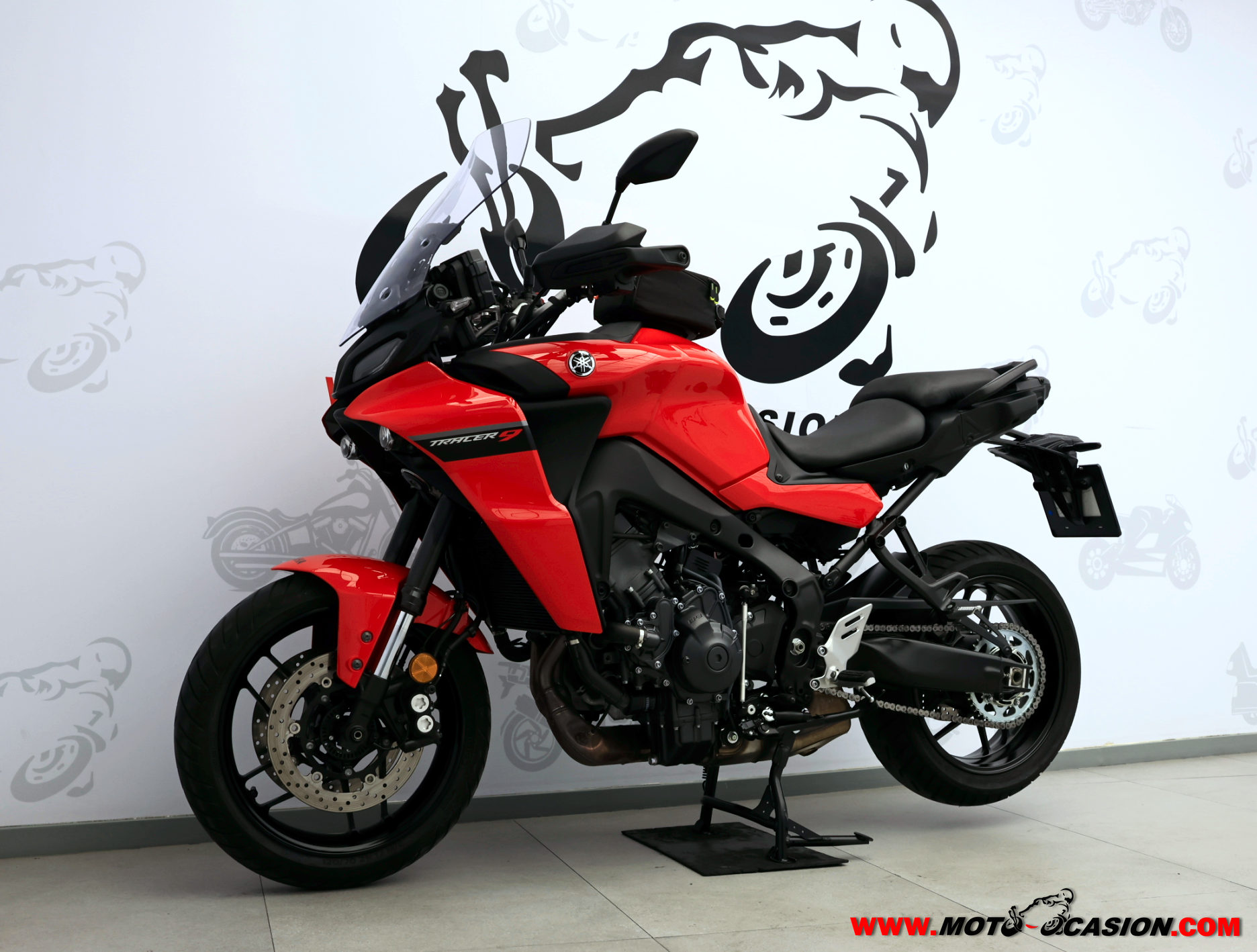 YAMAHA TRACER 9