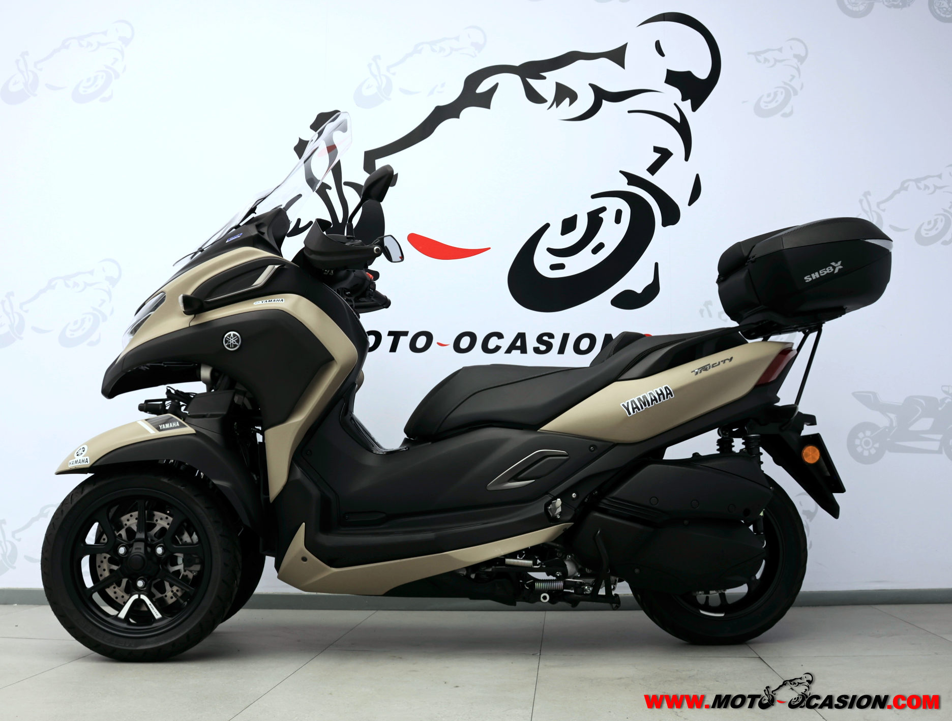 YAMAHA TRICITY 300 -APTA B Y A2- (copia)