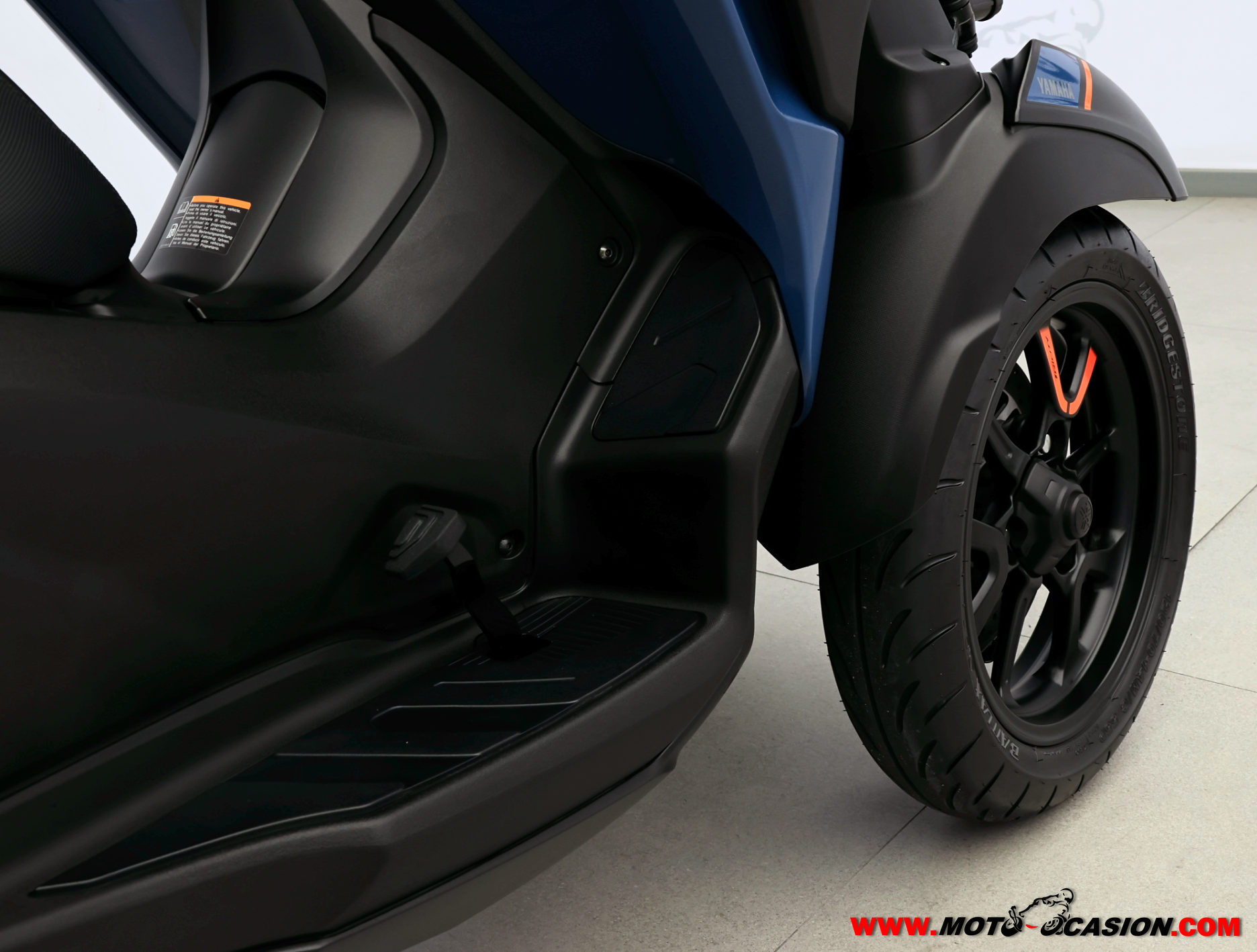 YAMAHA TRICITY 300 -APTA B Y A2- GARANTÍA OFICIAL