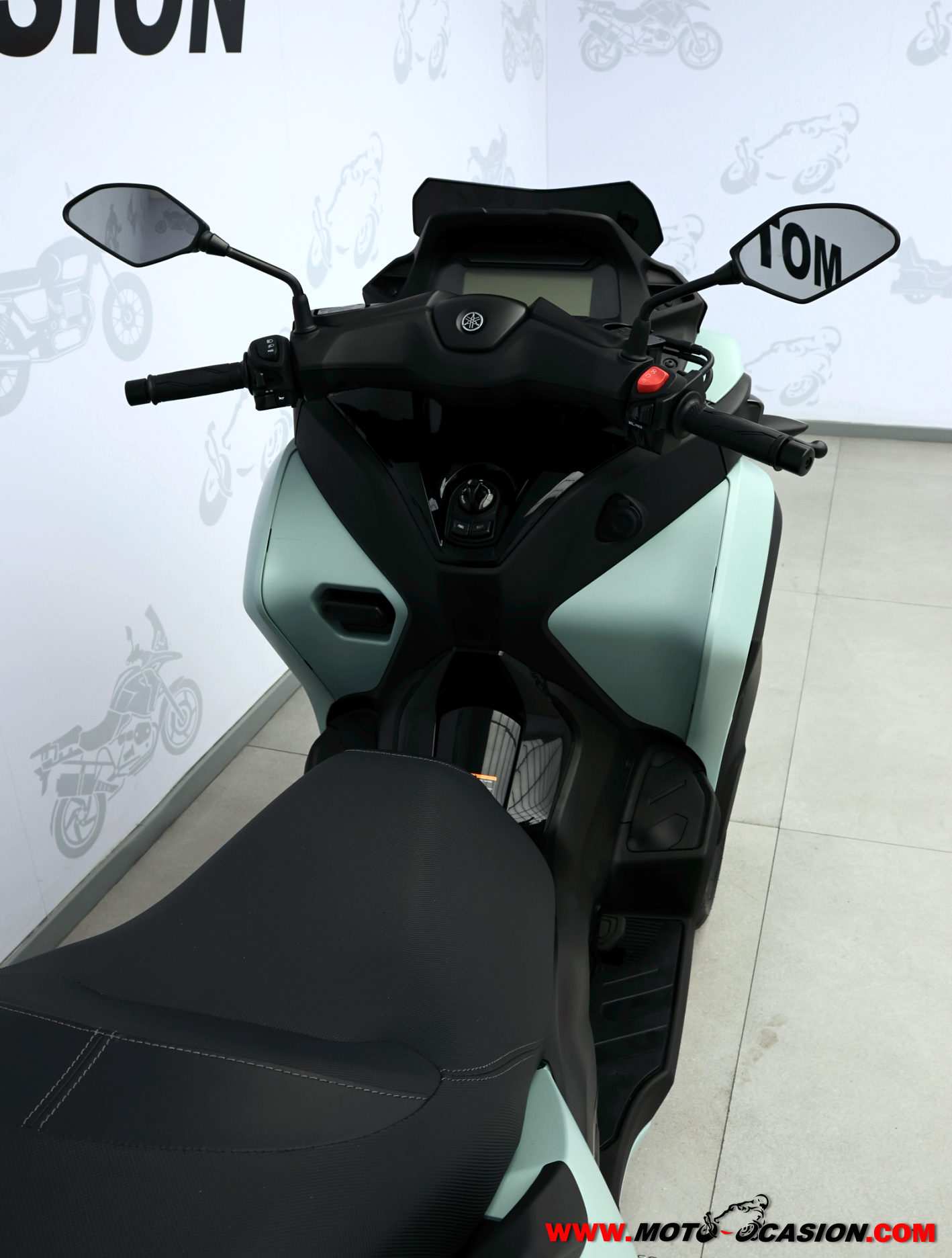 YAMAHA TRICITY 300 -APTA B Y A2- GARANTÍA OFICIAL (copia)