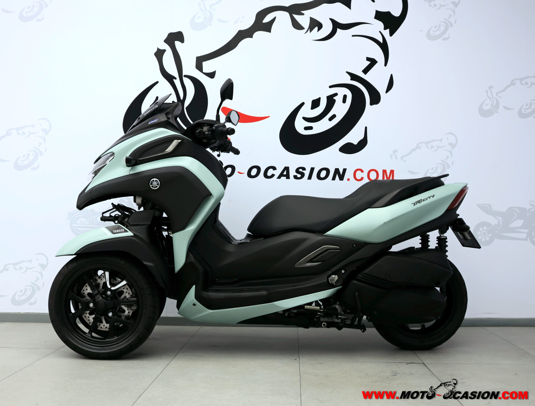 YAMAHA TRICITY 300 -APTA B Y A2- GARANTÍA OFICIAL (copia)