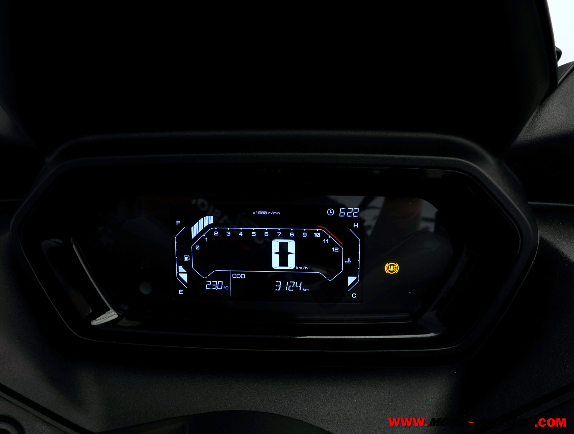 YAMAHA X-MAX 125 -APTA B Y A1- GARANTÍA OFICIAL (copia)