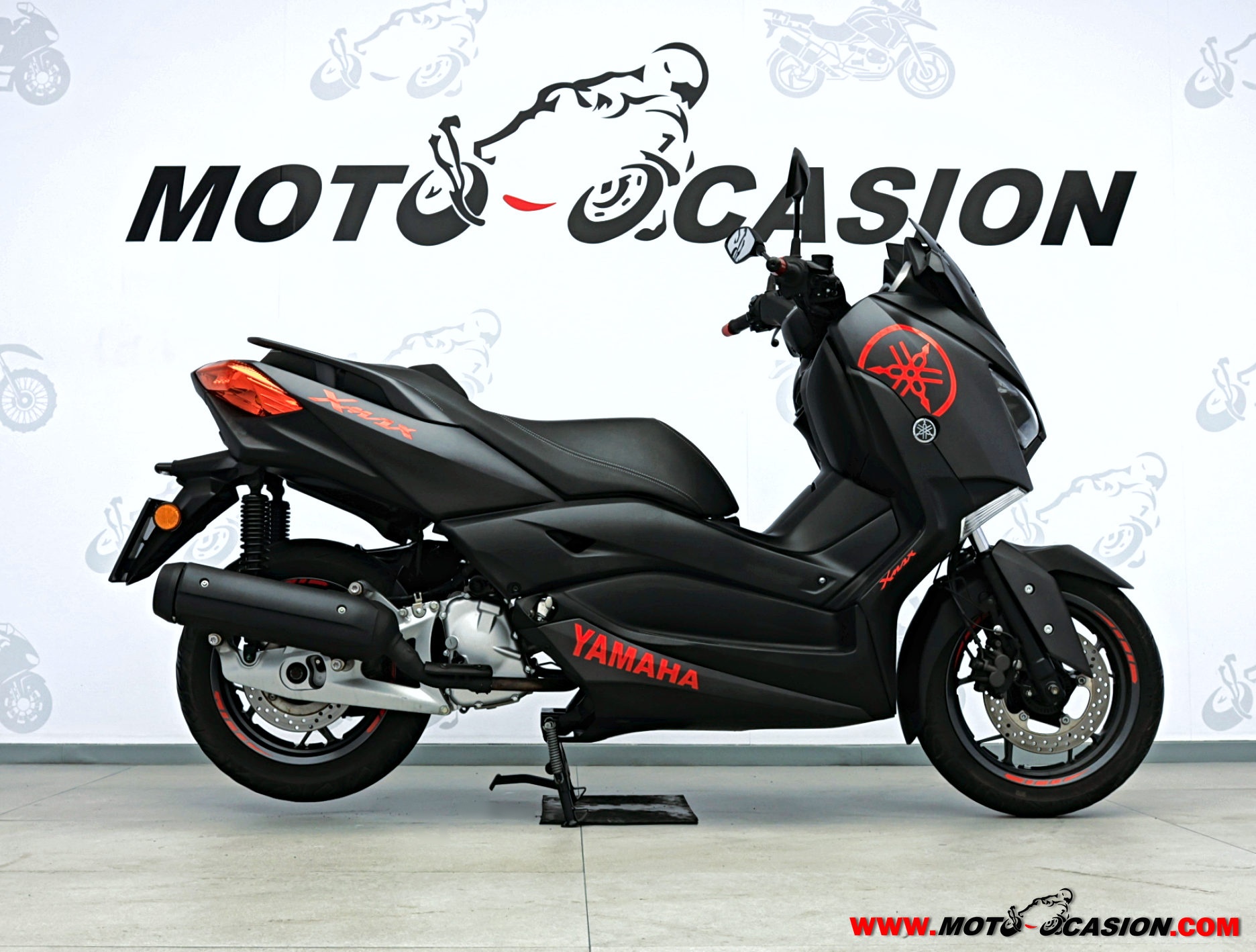 YAMAHA X-MAX 125 TECH MAX -APTA B Y A1-