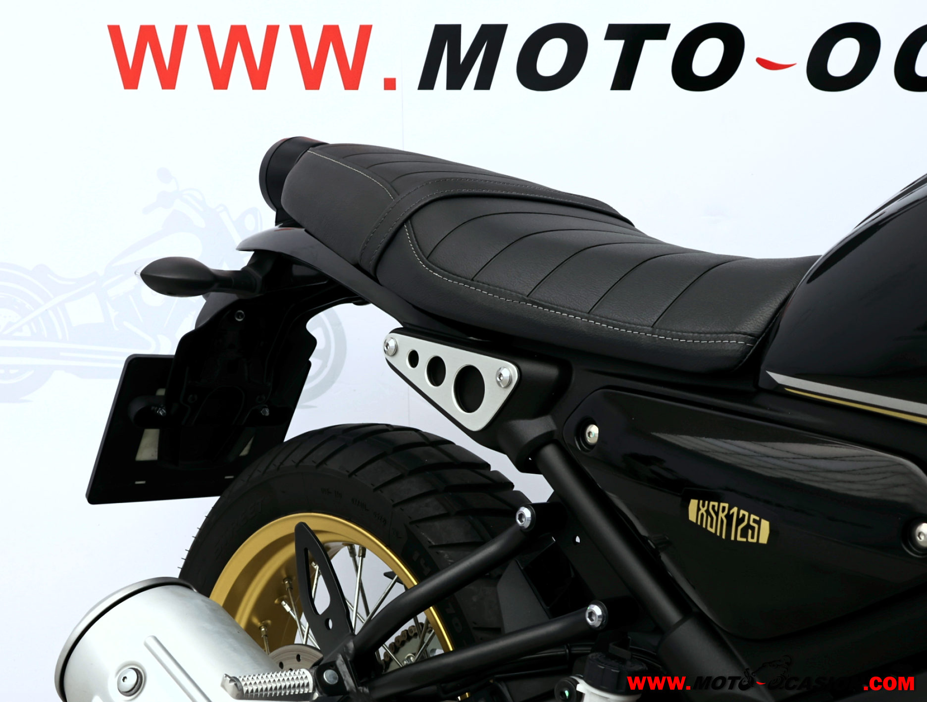 YAMAHA XSR 125 -APTA B Y A1-