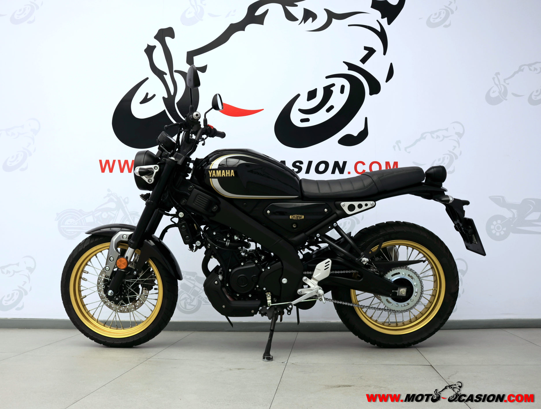 YAMAHA XSR 125 -APTA B Y A1-