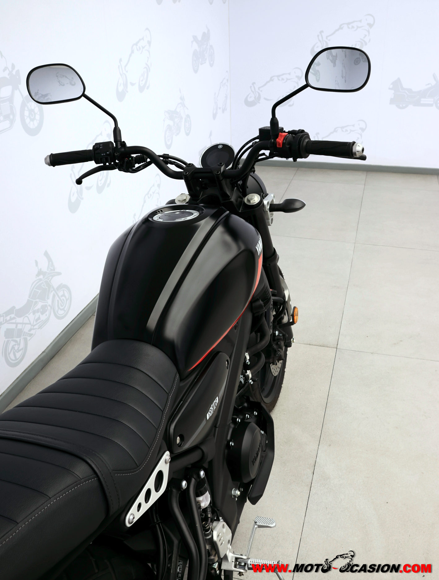YAMAHA XSR 125 -APTA B Y A1- (copia)