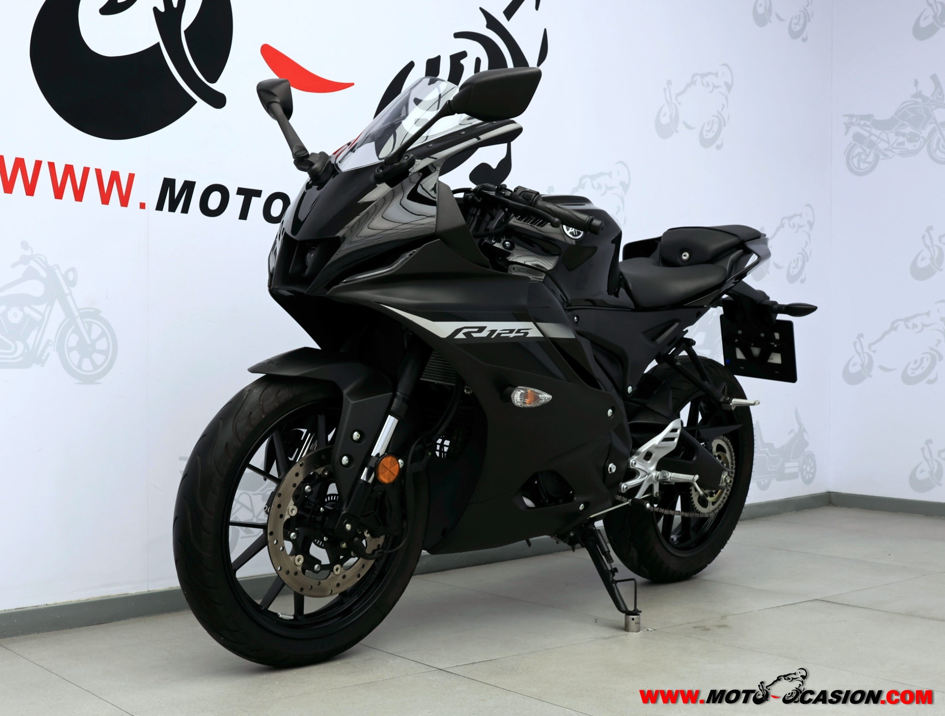 YAMAHA XSR 125 -APTA B Y A1- (copia)